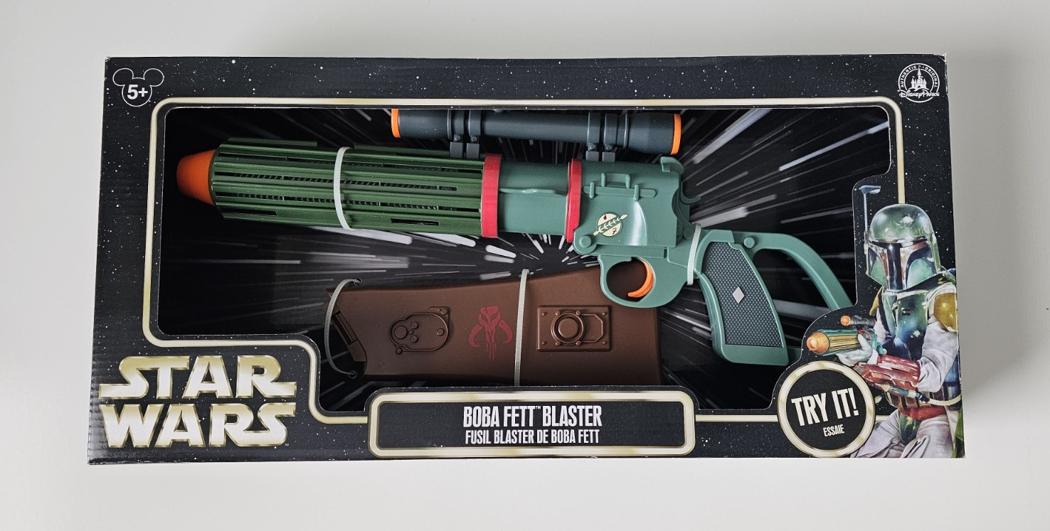 NEW Disney Parks 2015 Star Wars Boba Fett Blaster Green Toy Gun Sound & Light-up