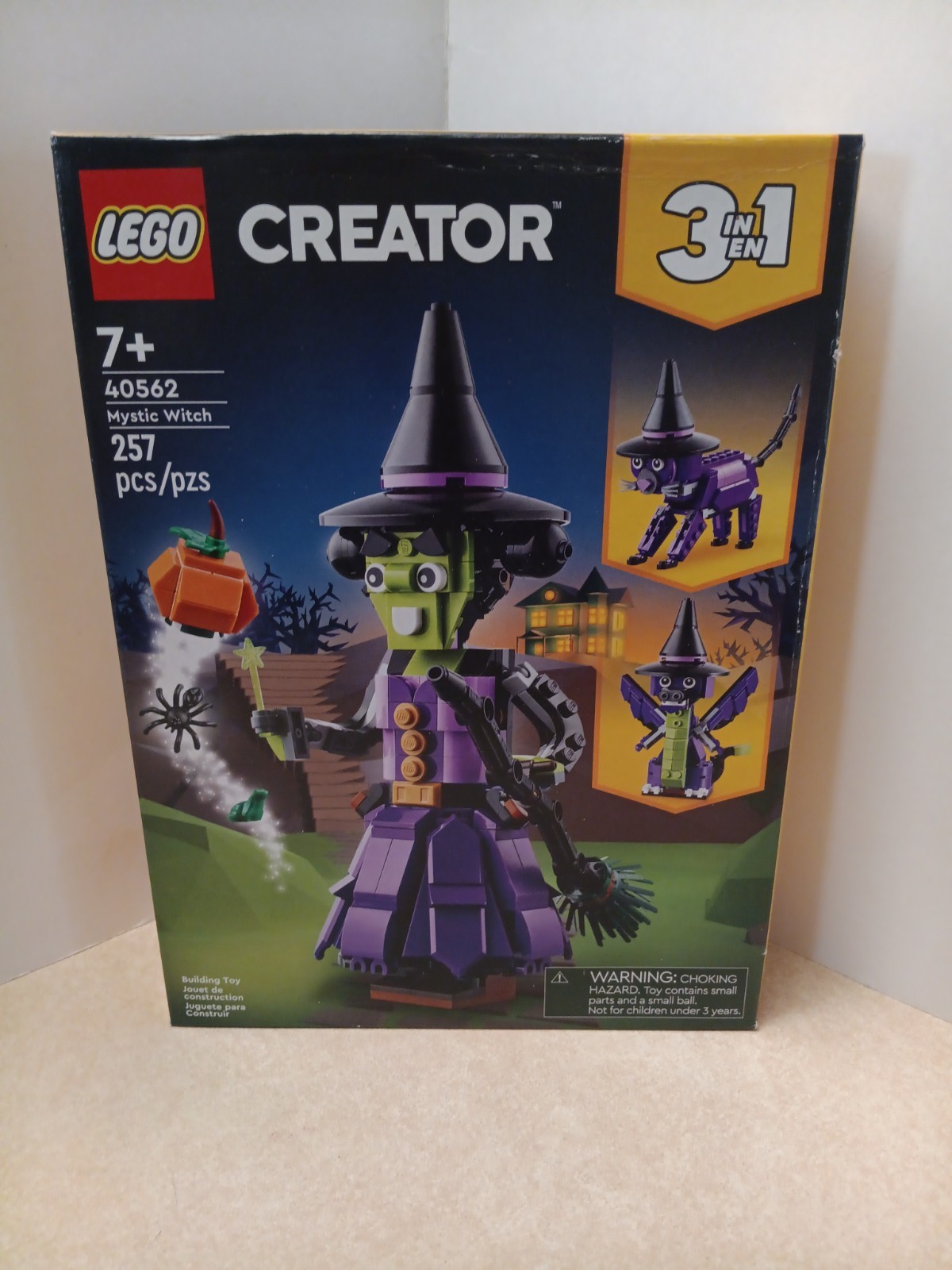 LEGO Creator 3 in 1 Mystic Witch 40562 Complete Set 257 pcs 7+ New In Box LEGO Creator 3 in 1 Mystic Witch 40562 Complete Set 257 pcs 7+ New In Box