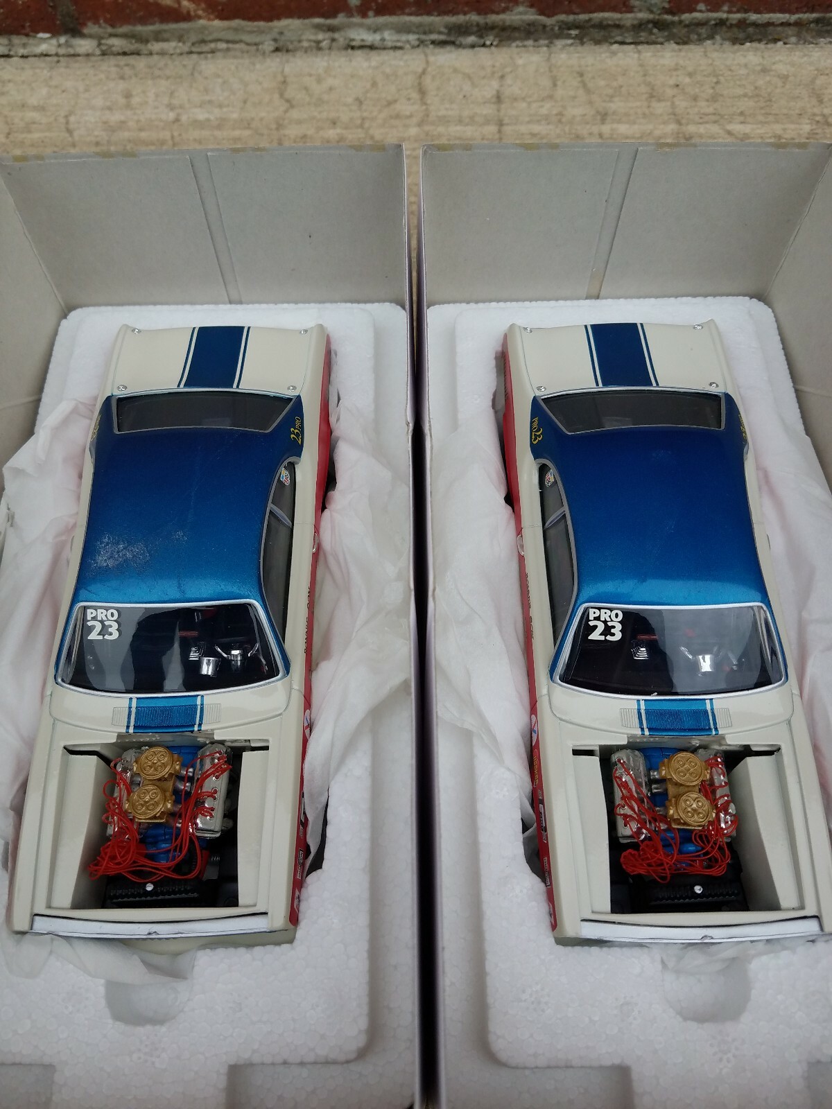 *2*BLEMISHED RSC Collectibles Sox & Martin 1972 Plymouth Duster Pro 1:24 NO HOOD
