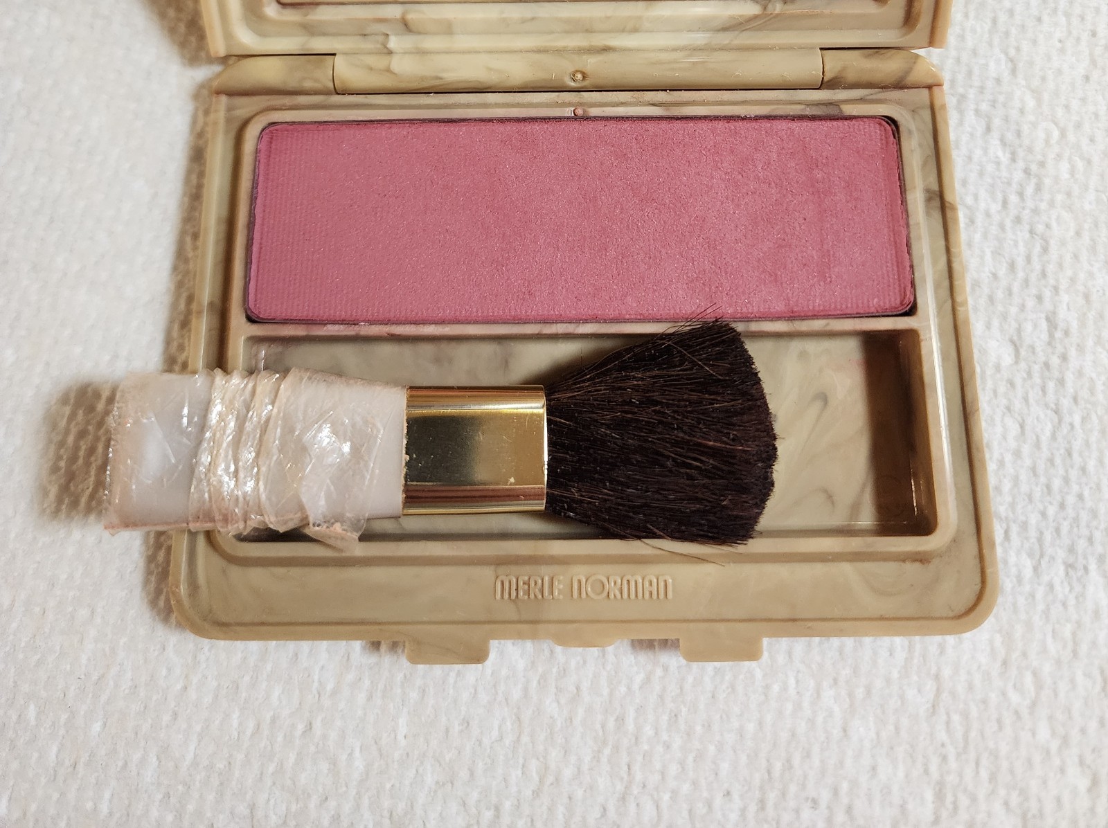Vintage Merle Norman Marbled Compact Blush UNUSED Condition Mirror Brush