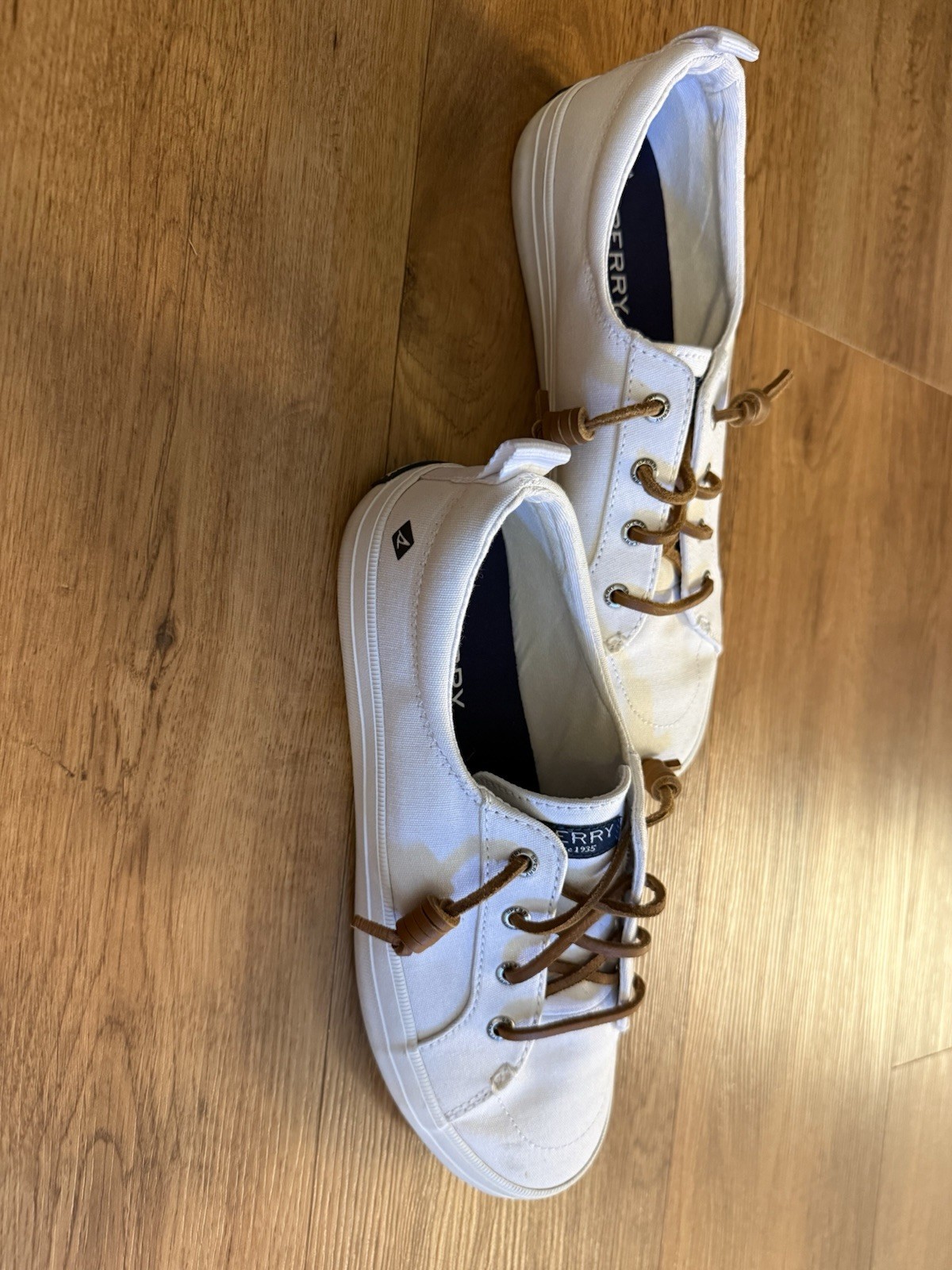 Sperry Top-Sider Memory Foam Women’s White Canvas Lace-Up Sneakers 7.5 STS81903 Sperry Top-Sider Memory Foam Women’s White Canvas Lace-Up Sneakers 7.5 STS81903