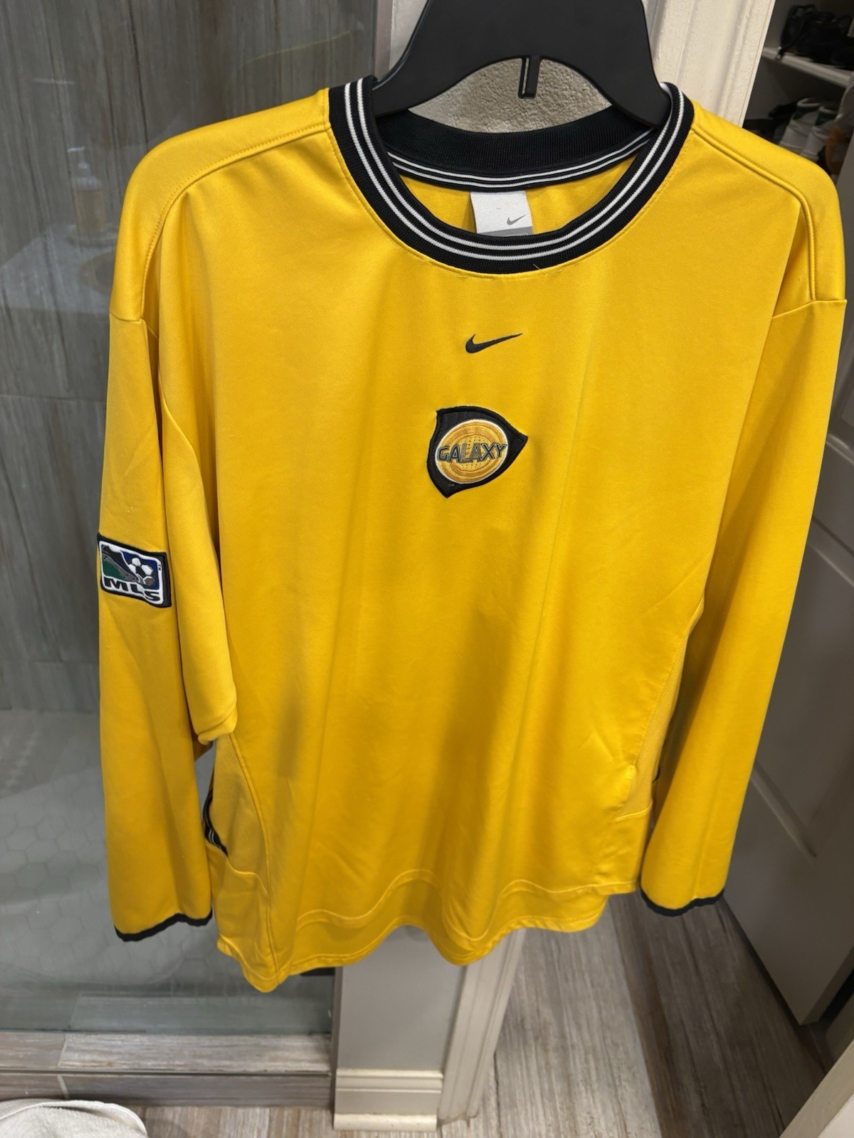 Vintage 90s 2000s LA Galaxy Nike Goalie Soccer Jersey Yellow LS Center Crest XL Vintage 90s 2000s LA Galaxy Nike Goalie Soccer Jersey Yellow LS Center Crest XL