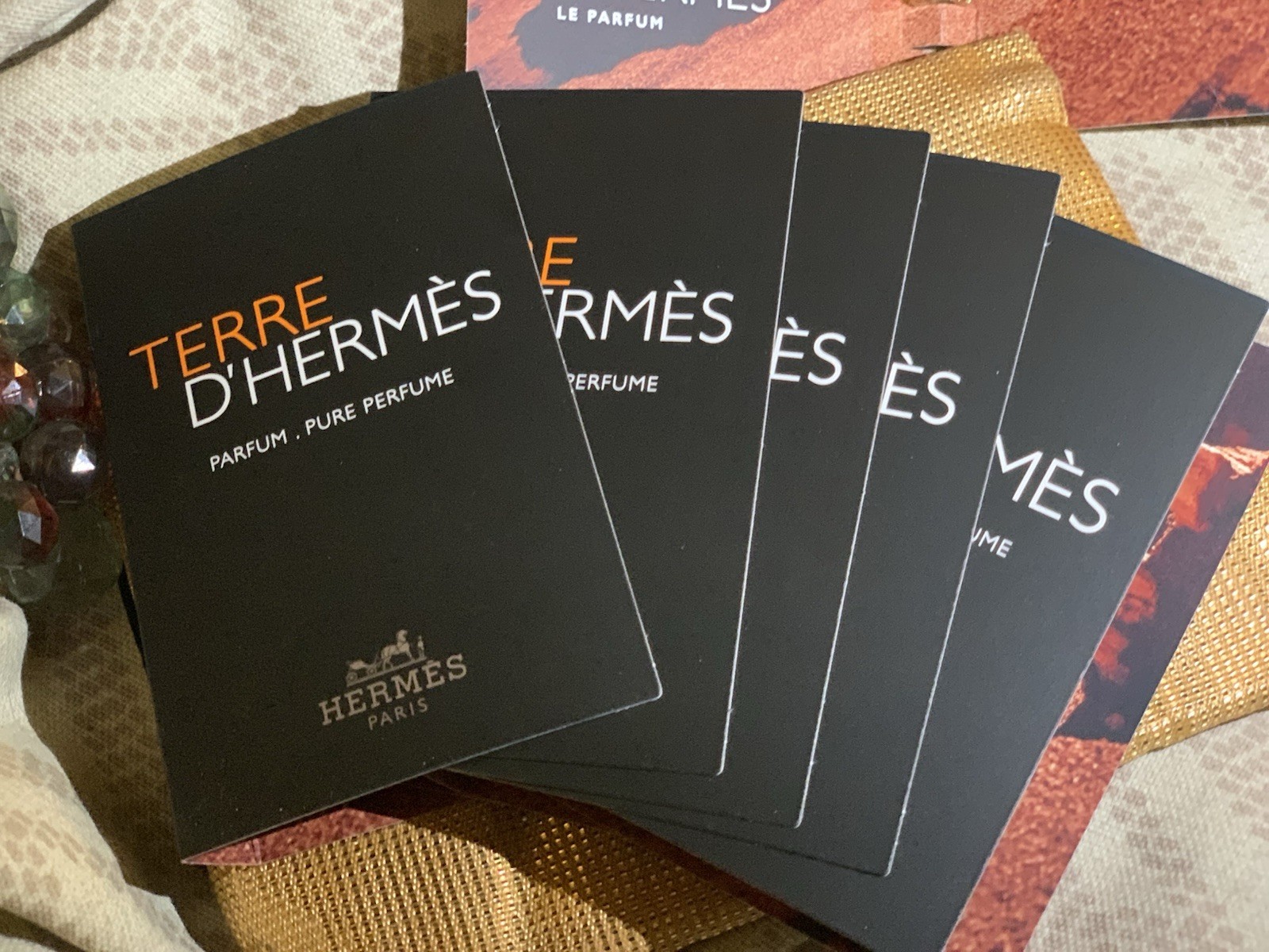 6 PCs x TERRE D\' HERMES 1.5ml each PURE PARFUM Sprays for Men HERMES New w/Cards 6 PCs x TERRE D\' HERMES 1.5ml each PURE PARFUM Sprays for Men HERMES New w/Cards