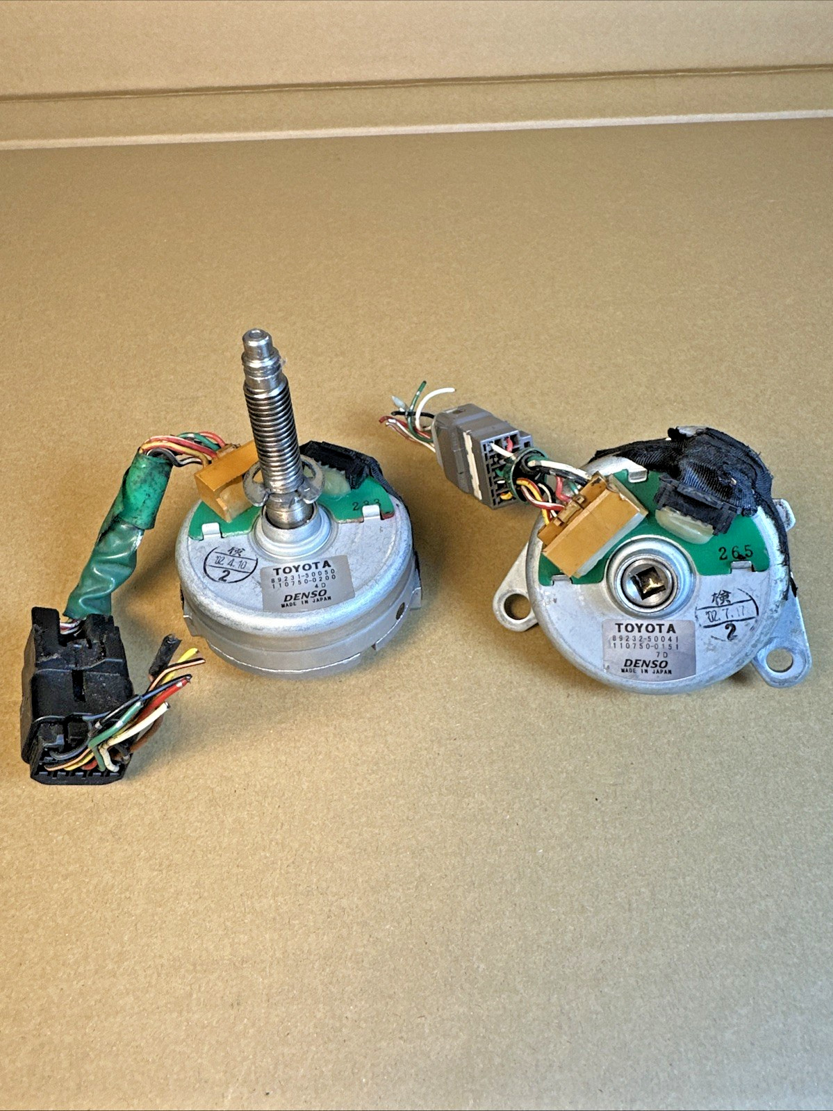 Lexus LS430 OEM steering telescopic and Tilt motor 89232-50041,89231-50050 Lexus LS430 OEM steering telescopic and Tilt motor 89232-50041,89231-50050