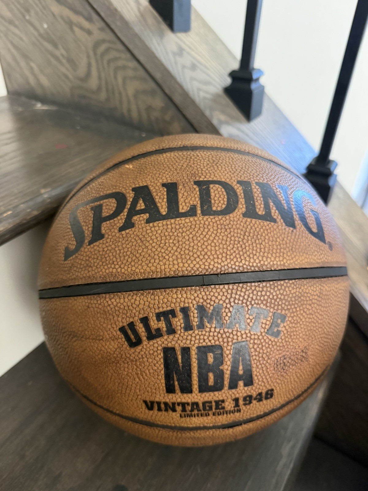 Rare Spalding Ultimate NBA Vintage 1946 Limited Edition Basketball Size 7 29.5\
