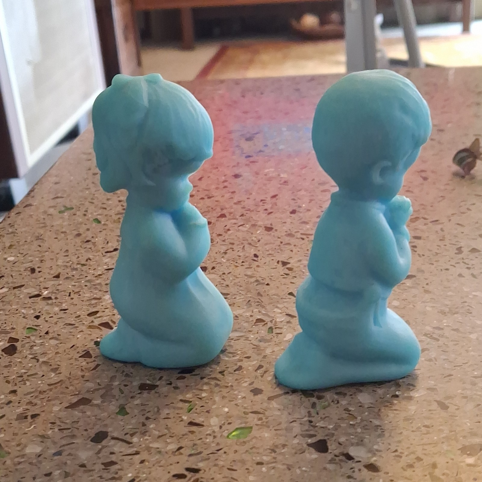 Vintage Fenton Satin Glass Uranium Praying Boy and Praying Girl 4\ Vintage Fenton Satin Glass Uranium Praying Boy and Praying Girl 4\
