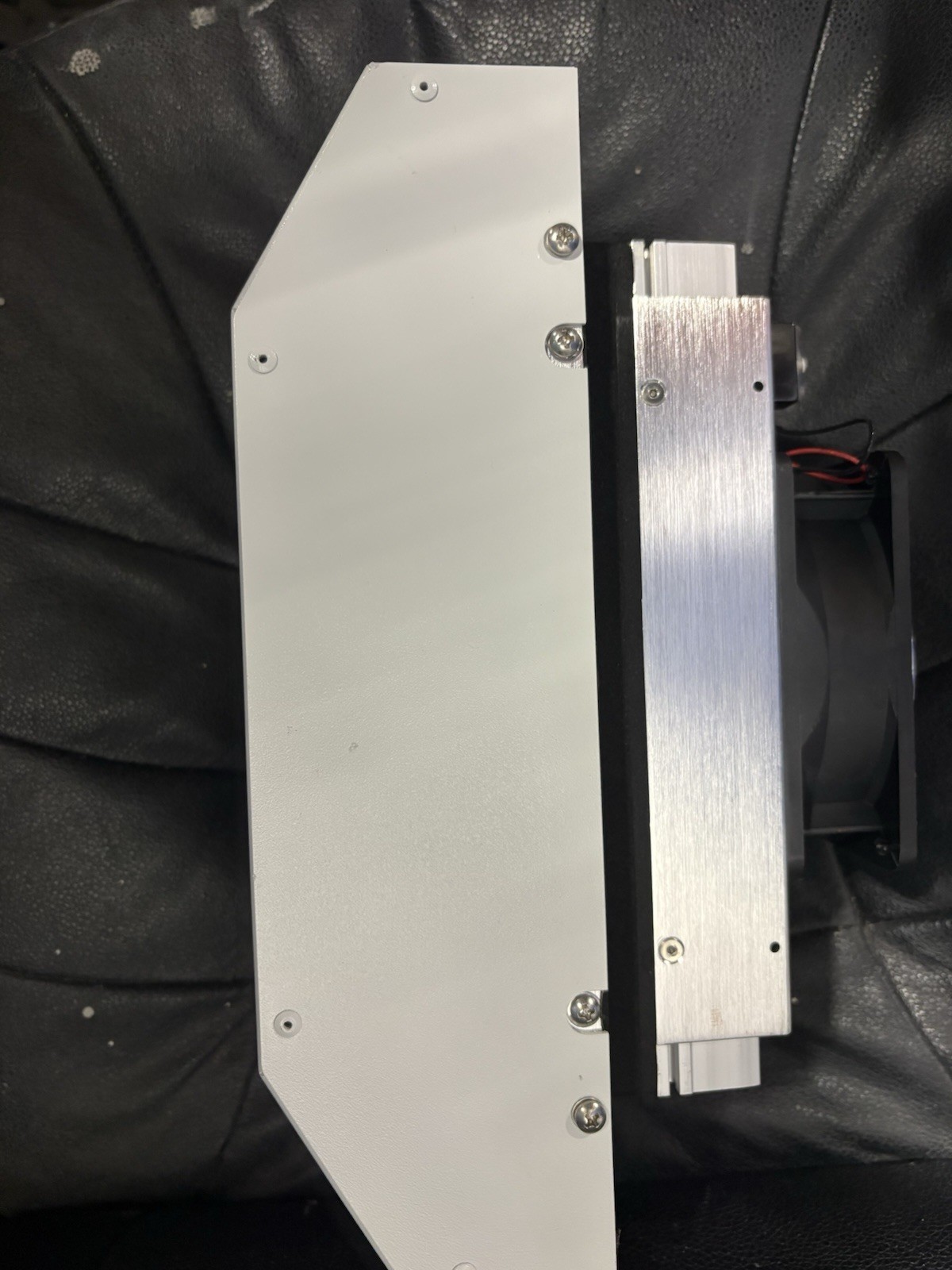 Hoffman nVent TE121024010 Thermoelectric Enclosure Cooler 24VDC (r33) Hoffman nVent TE121024010 Thermoelectric Enclosure Cooler 24VDC (r33)
