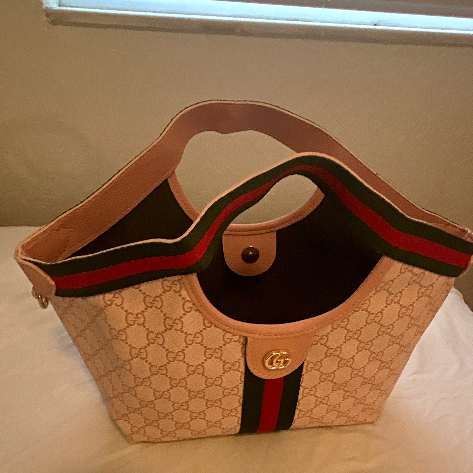 Gucci GG Pink Tote Bag Web Stripe Detachable Pouch Snap Closure Gold HW
