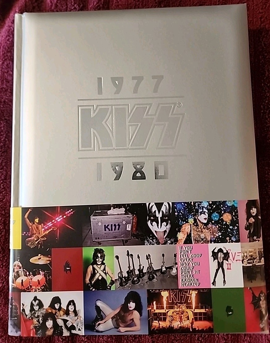 1977-80 KISS Book Auto by Paul Stanley and Lynn Goldsmith with event photos MINT 1977-80 KISS Book Auto by Paul Stanley and Lynn Goldsmith with event photos MINT