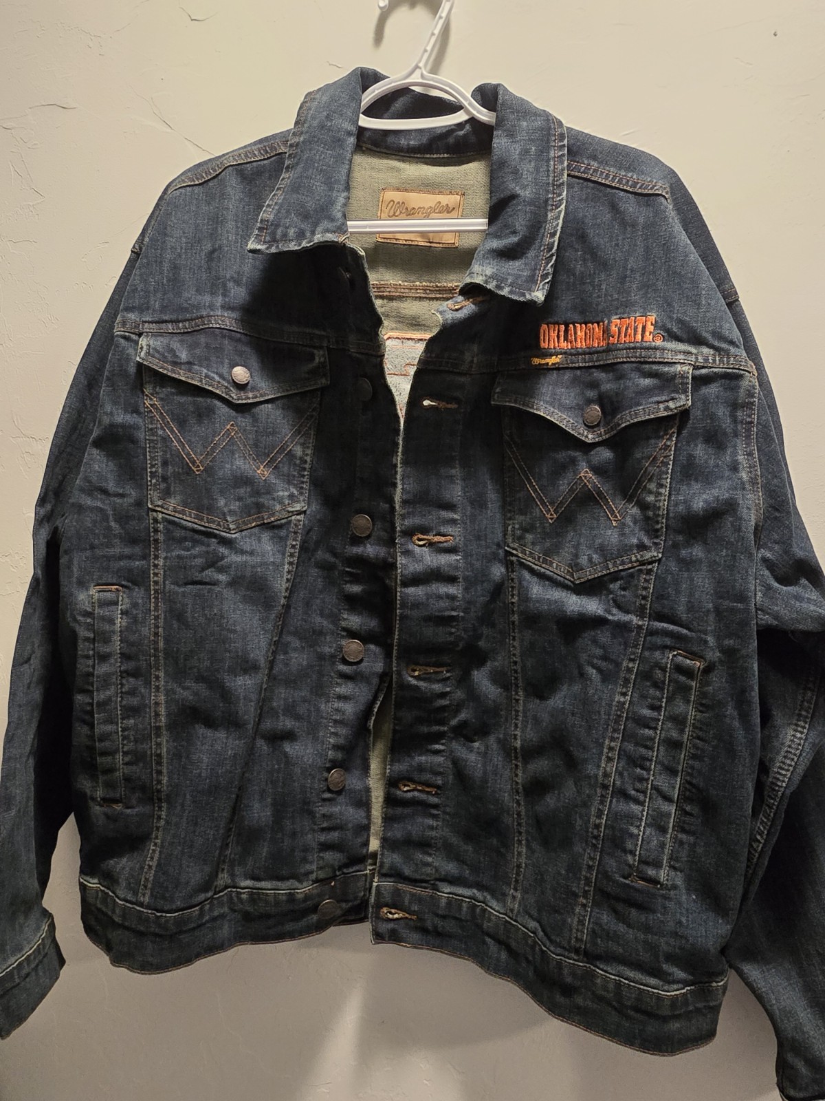 Wrangler Retro Oklahoma State Cowboys OSU Denim Jacket Men’s XL Wrangler Retro Oklahoma State Cowboys OSU Denim Jacket Men’s XL
