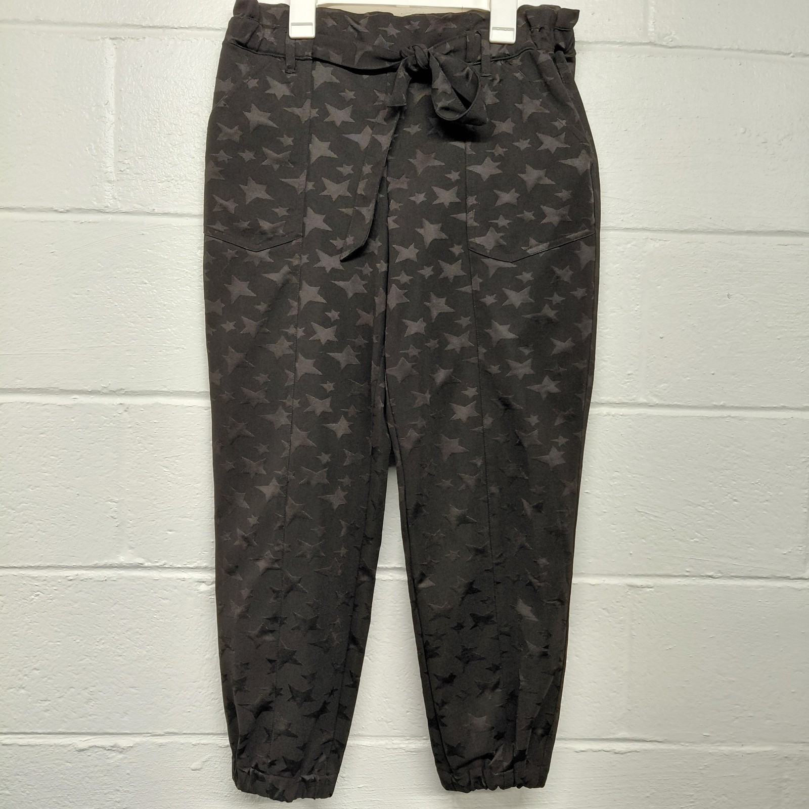 JOLT Pull On Balck Star Print Casual Pants Womens MEDIUM Elastic Waist Jogger JOLT Pull On Balck Star Print Casual Pants Womens MEDIUM Elastic Waist Jogger