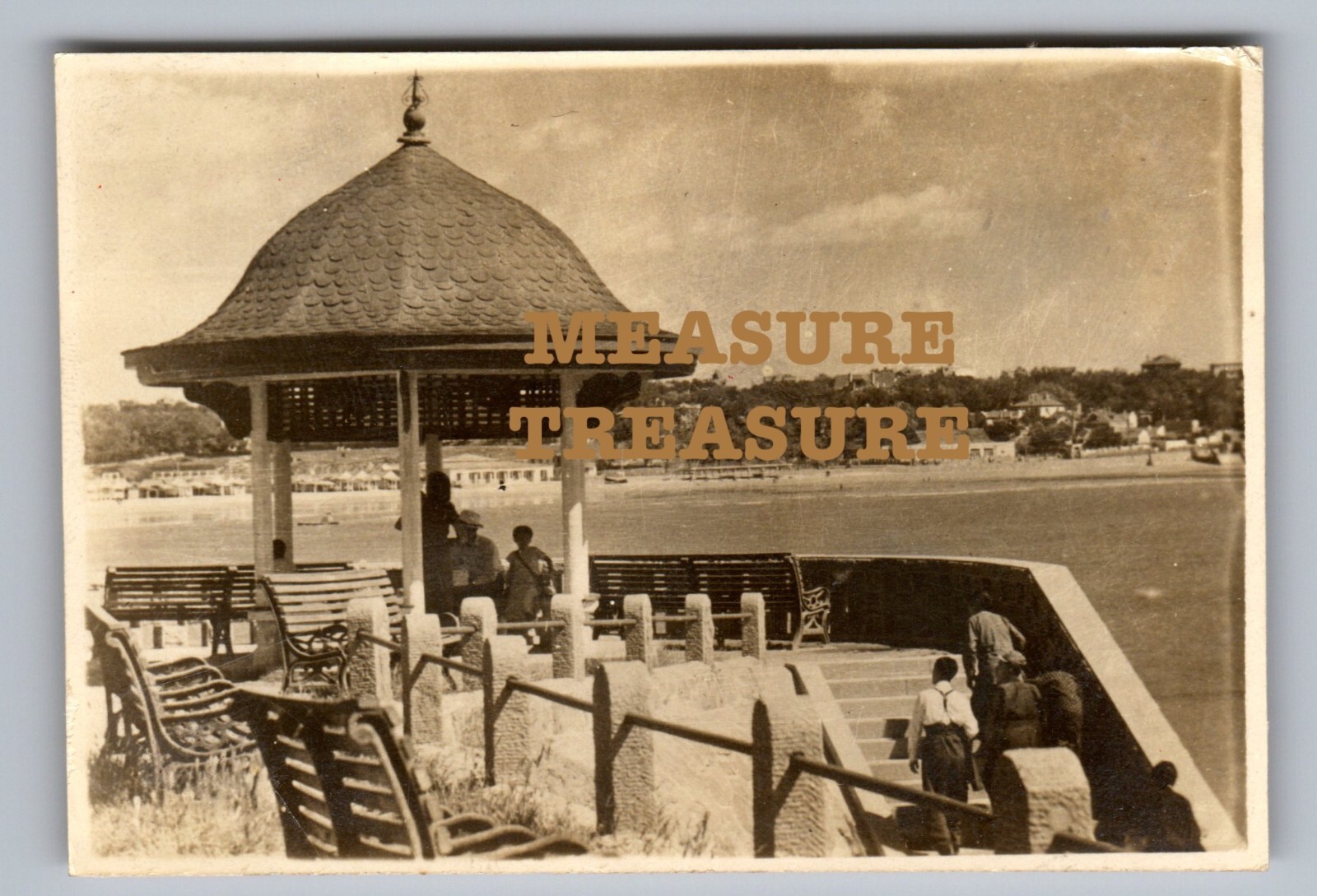 C.1945 TSINGTAO CHINA BAND STAND BEACH VIEW QINGDAO PHOTO F20 C.1945 TSINGTAO CHINA BAND STAND BEACH VIEW QINGDAO PHOTO F20