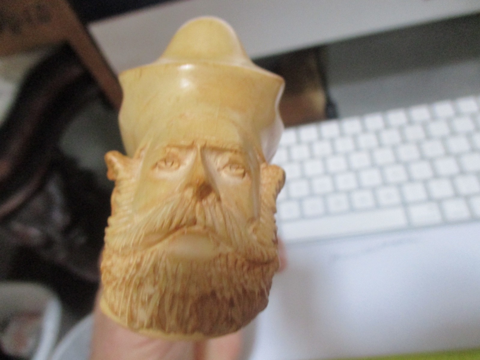 VINTAGE MEERSCHAUN TURKEY SULTAN PIPE. LARGE HEAD, UNSMOKED EXC/NRMNT COND VINTAGE MEERSCHAUN TURKEY SULTAN PIPE. LARGE HEAD, UNSMOKED EXC/NRMNT COND