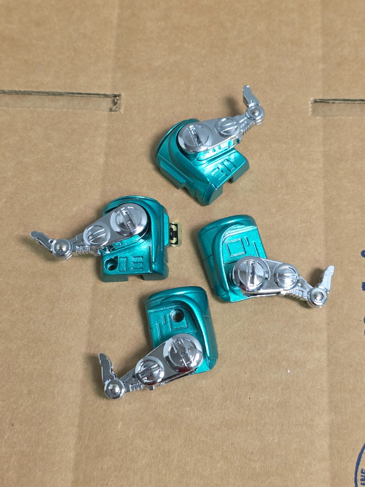 GREEN LION BROKEN LEG REPAIR Die Cast Voltron GREEN Lion TOEI B D Action Figure