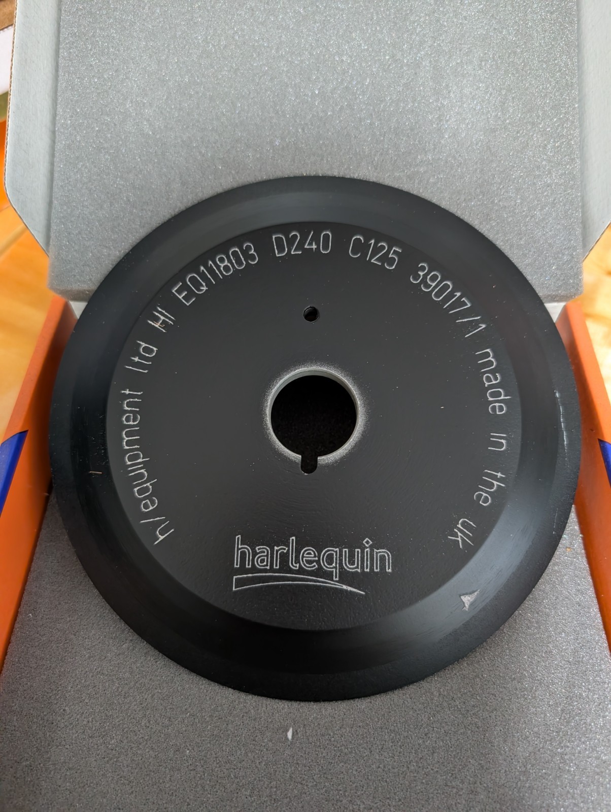 Harlequin D12V9 Diamond Facing Wheel 200mm x 2.2mm x 32mm 240 Grit Part #EQ11803 Harlequin D12V9 Diamond Facing Wheel 200mm x 2.2mm x 32mm 240 Grit Part #EQ11803