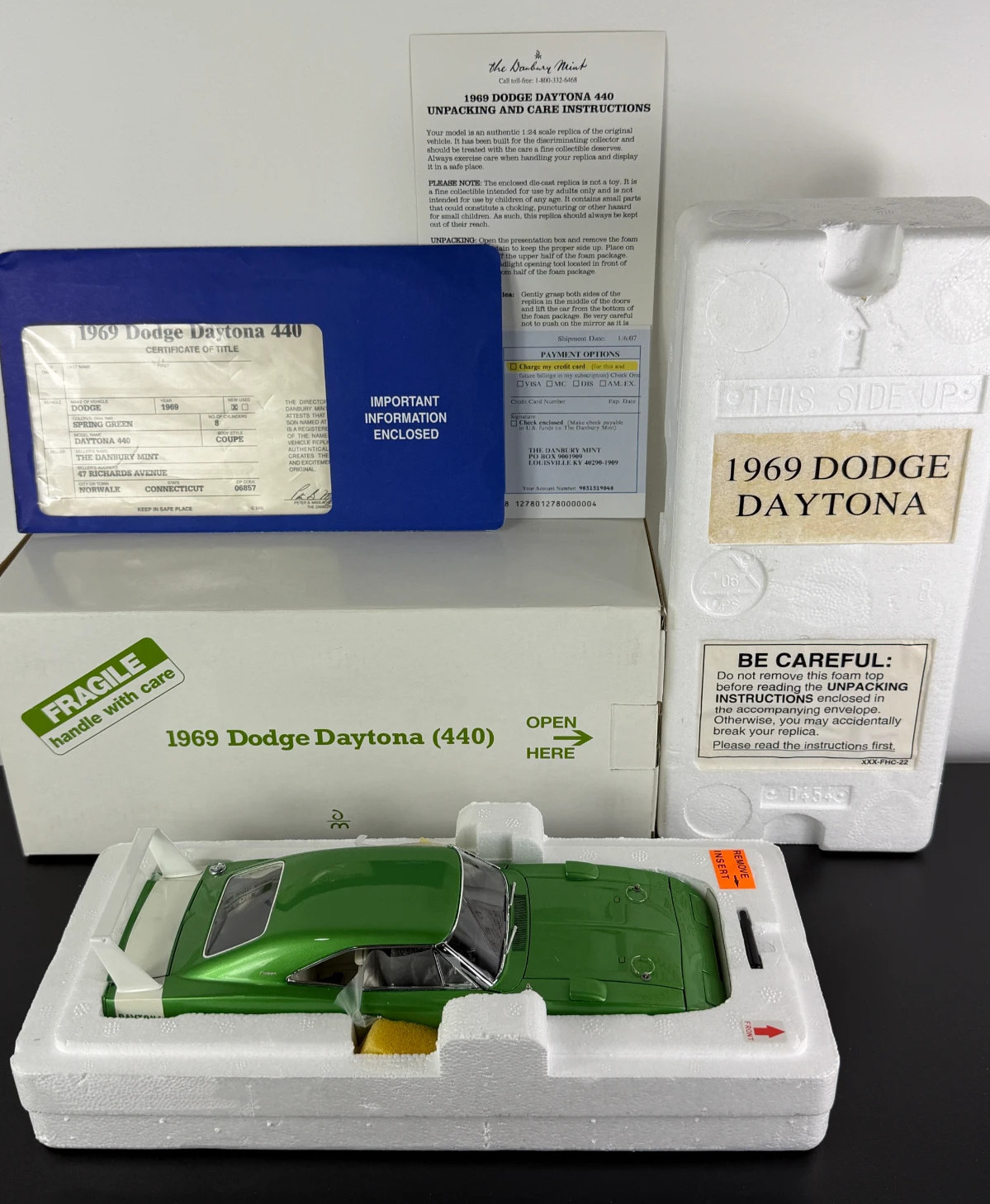 Brand New: Danbury Mint 1969 Dodge Daytona 440 1:24 Diecast Spring Green