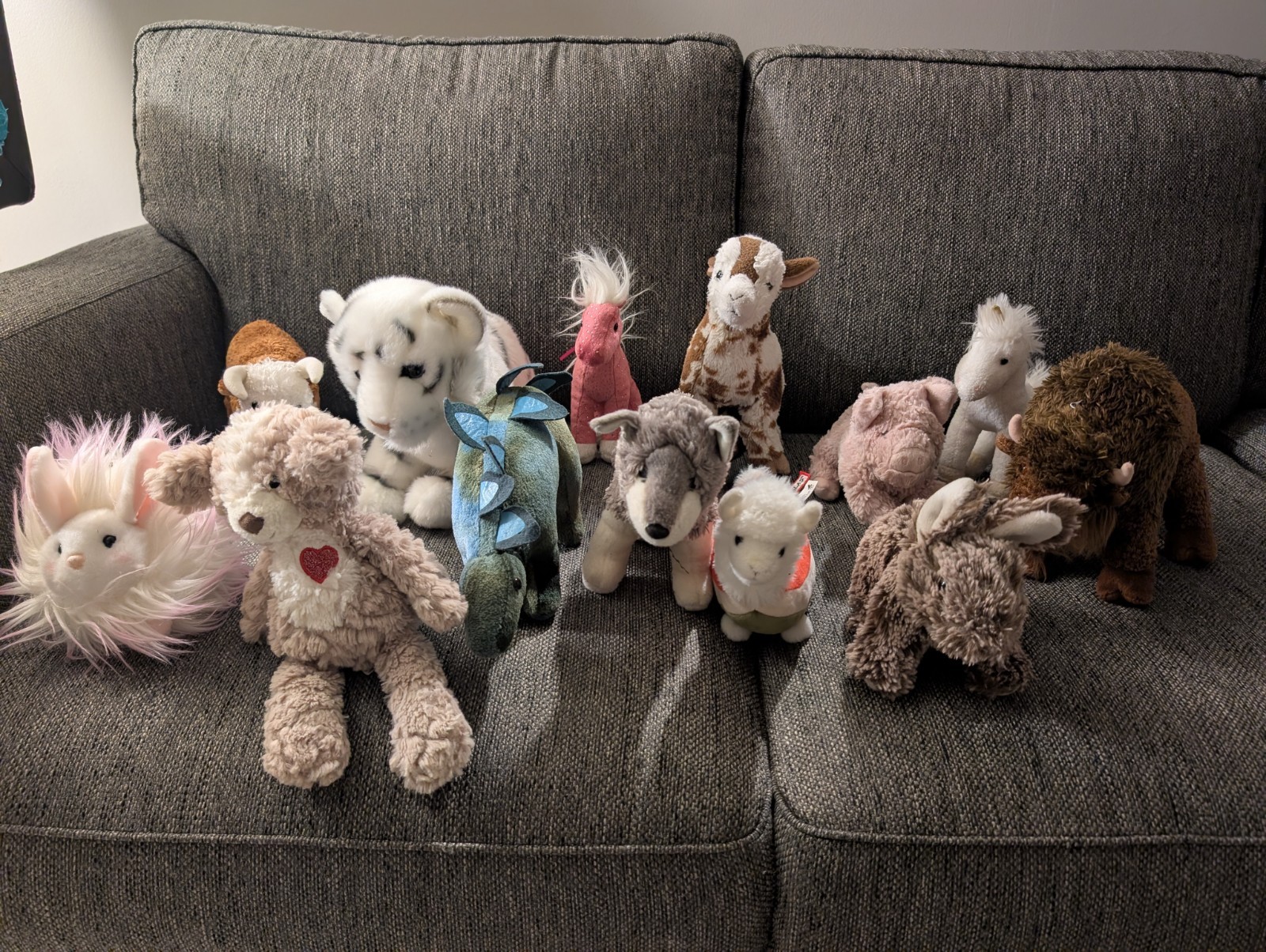 Douglas Cuddle Toys Plush Lot of 15 Mixed Wolf Pig, Lepard Etc **READ** Douglas Cuddle Toys Plush Lot of 15 Mixed Wolf Pig, Lepard Etc **READ**