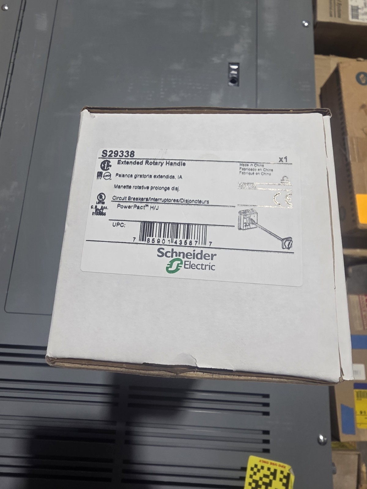 S29338 SQUARE D ROTORARY HANDLE NEW IN SEALED BOXES (90 AVAILABLE) S29338 SQUARE D ROTORARY HANDLE NEW IN SEALED BOXES (90 AVAILABLE)