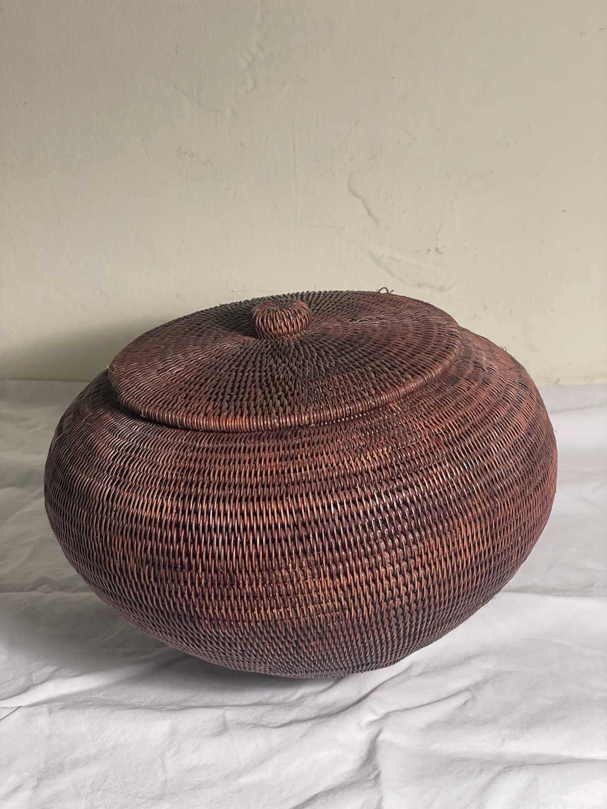 ATQ Asian Wicker Ginger Jar Basket