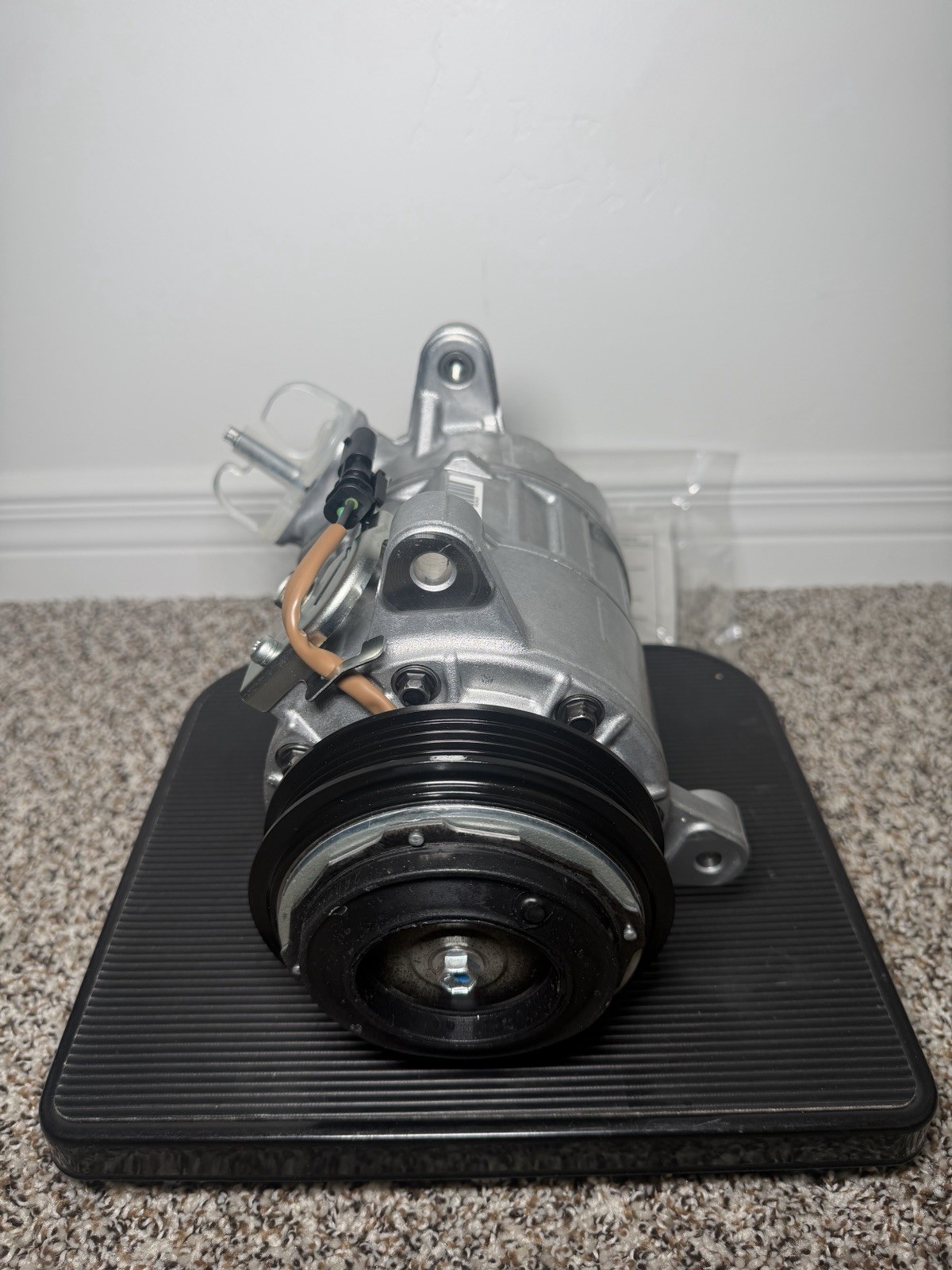 GM OEM 86343359 A/C Air Conditioning Compressor Replacement Part