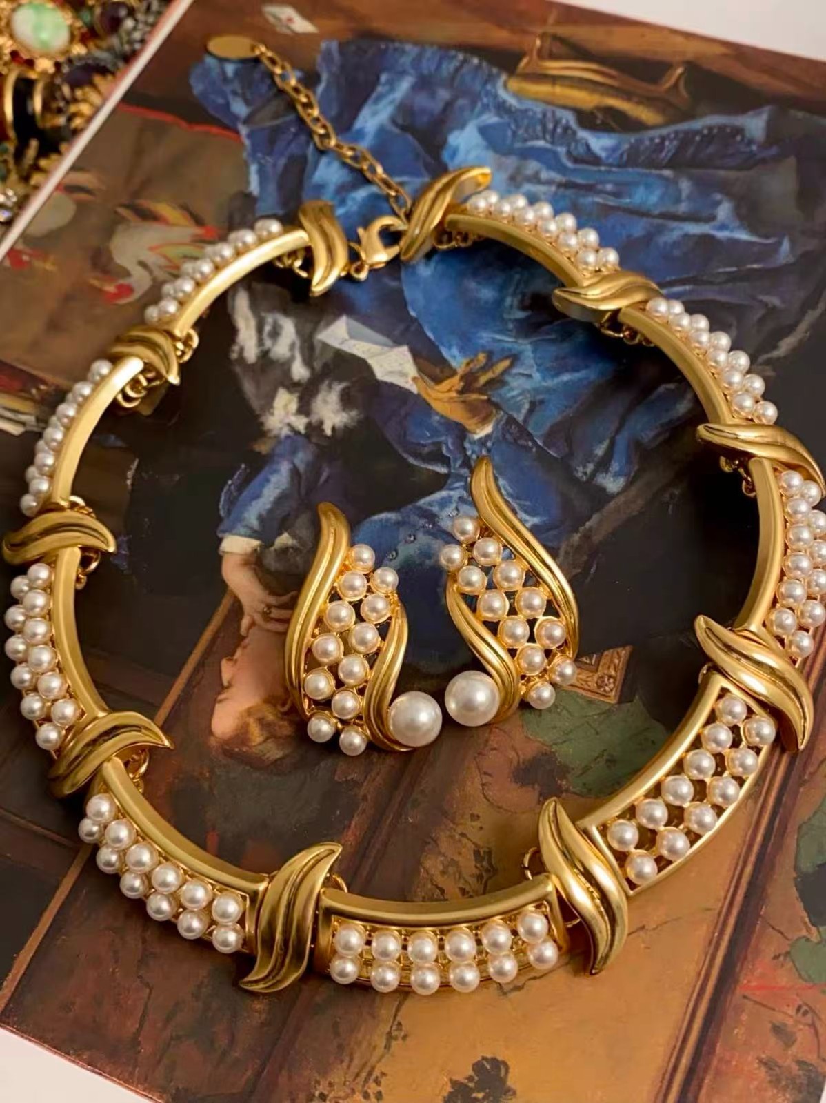 Pearl Necklace Earrings Set Gold Vintage Style Statement Jewelry Women