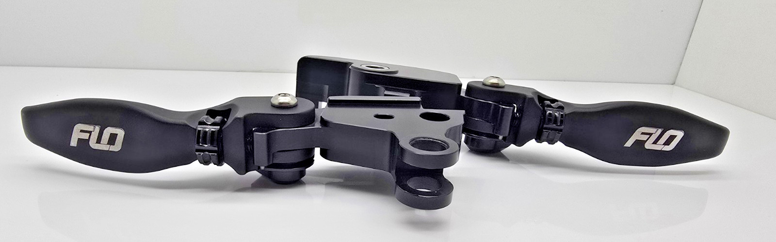 Flo Motorsports Short Lever Set for Harley Touring Black SHORT HD-813 BLK