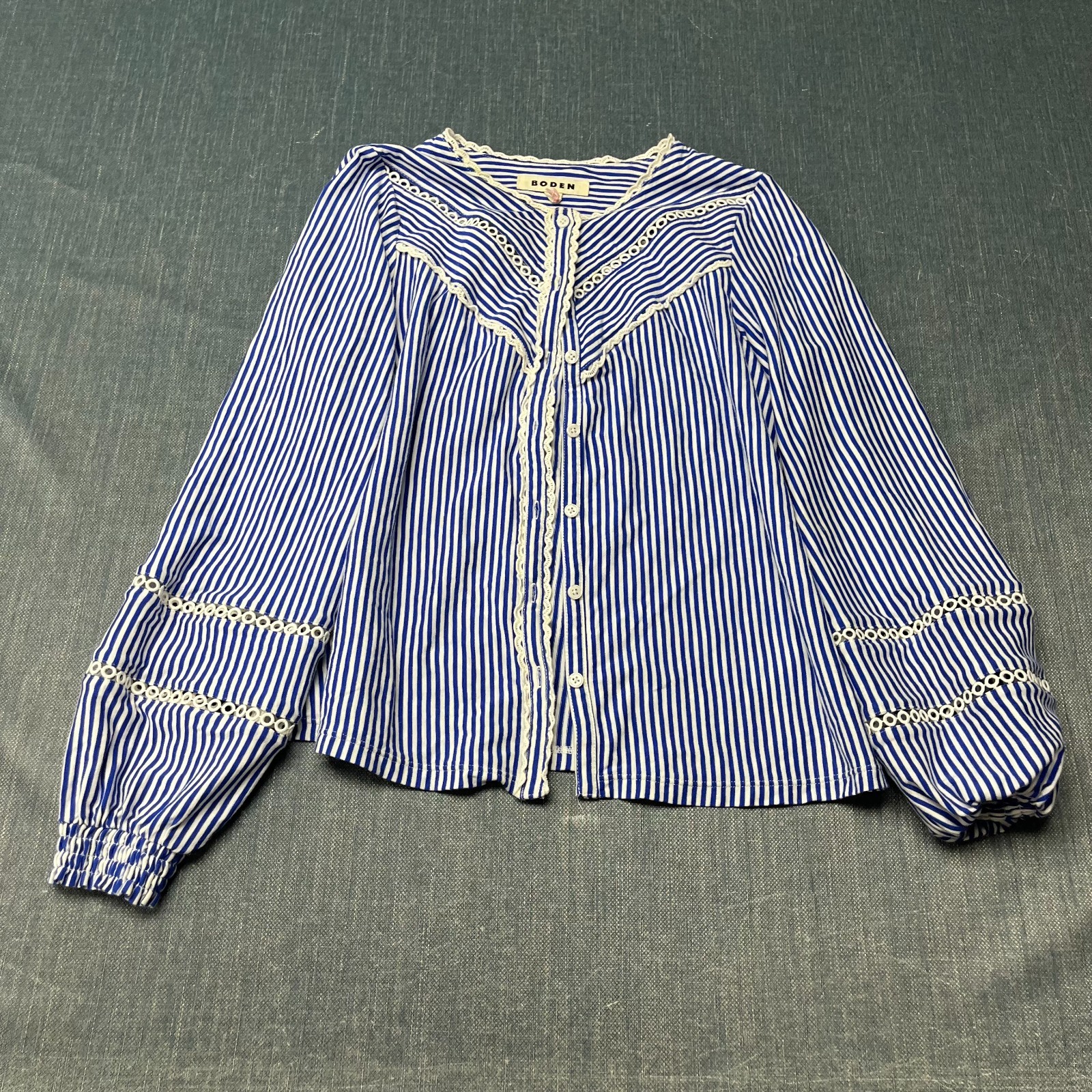 Boden Women\'s Top Size S Blue White Stripe Lace Eyelet Trim Long Sleeve Button Boden Women\'s Top Size S Blue White Stripe Lace Eyelet Trim Long Sleeve Button