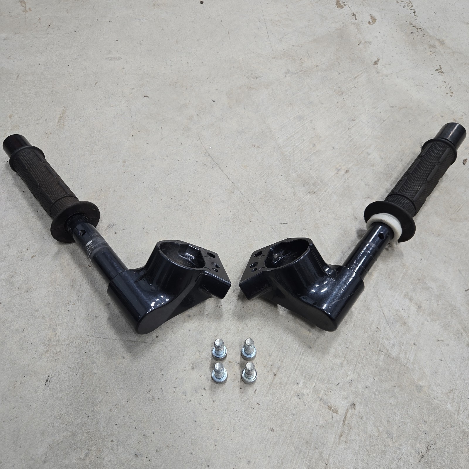 1993-2005 Kawasaki Ninja ZX-6 ZX600E ZZR600 OEM Handlebars Bars Left Right Pair 1993-2005 Kawasaki Ninja ZX-6 ZX600E ZZR600 OEM Handlebars Bars Left Right Pair