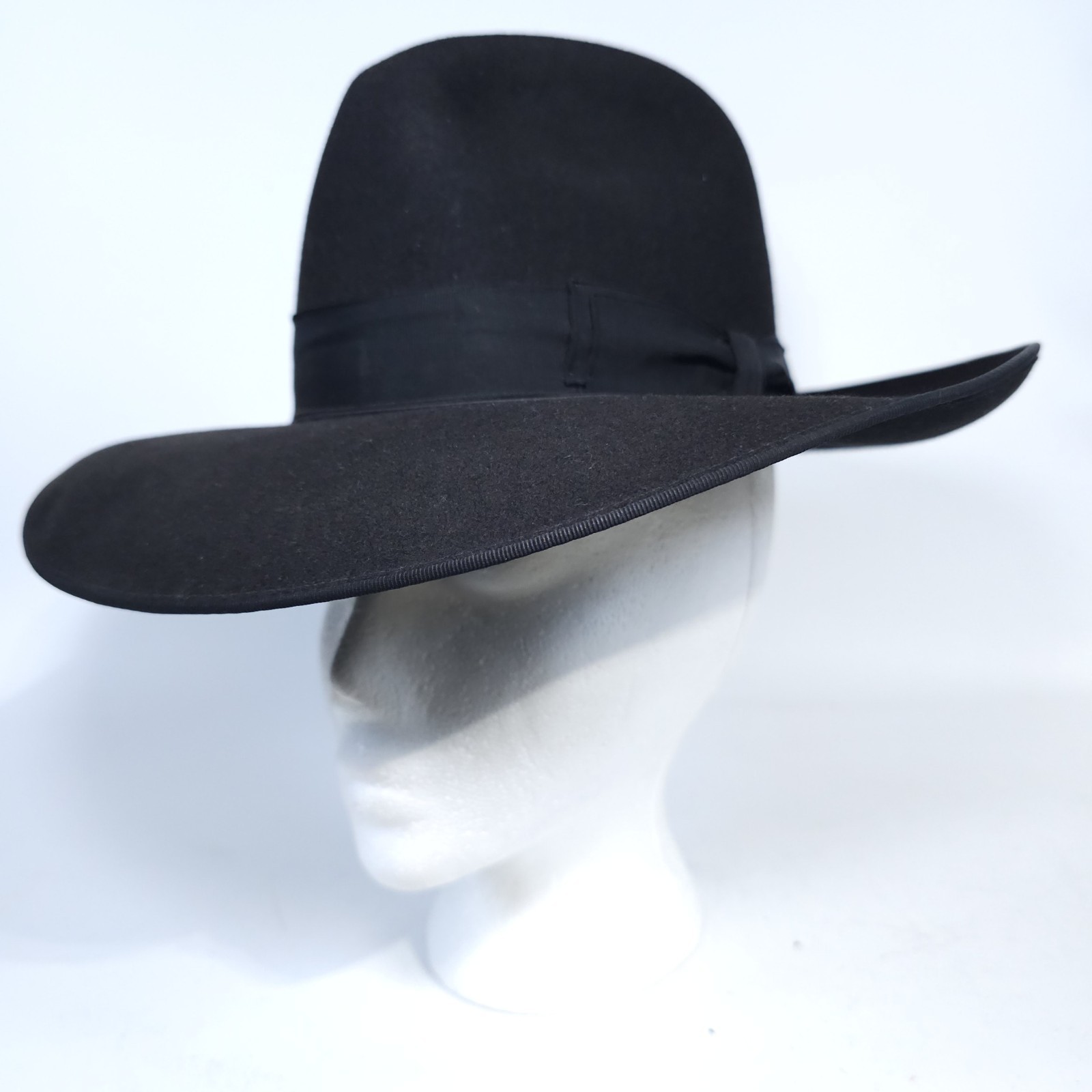 Borsalino Hat for Young Men 50.5 Cm Black. Pre-owned Borsalino Hat for Young Men 50.5 Cm Black. Pre-owned