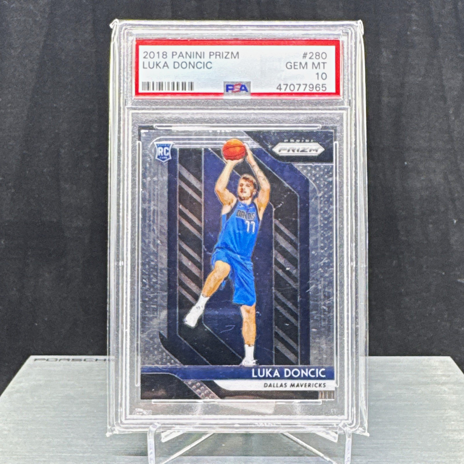 Panini 2018-19 Prizm Luka Dončić #280 RC Base Set Dallas Mavericks PSA 10 Panini 2018-19 Prizm Luka Dončić #280 RC Base Set Dallas Mavericks PSA 10
