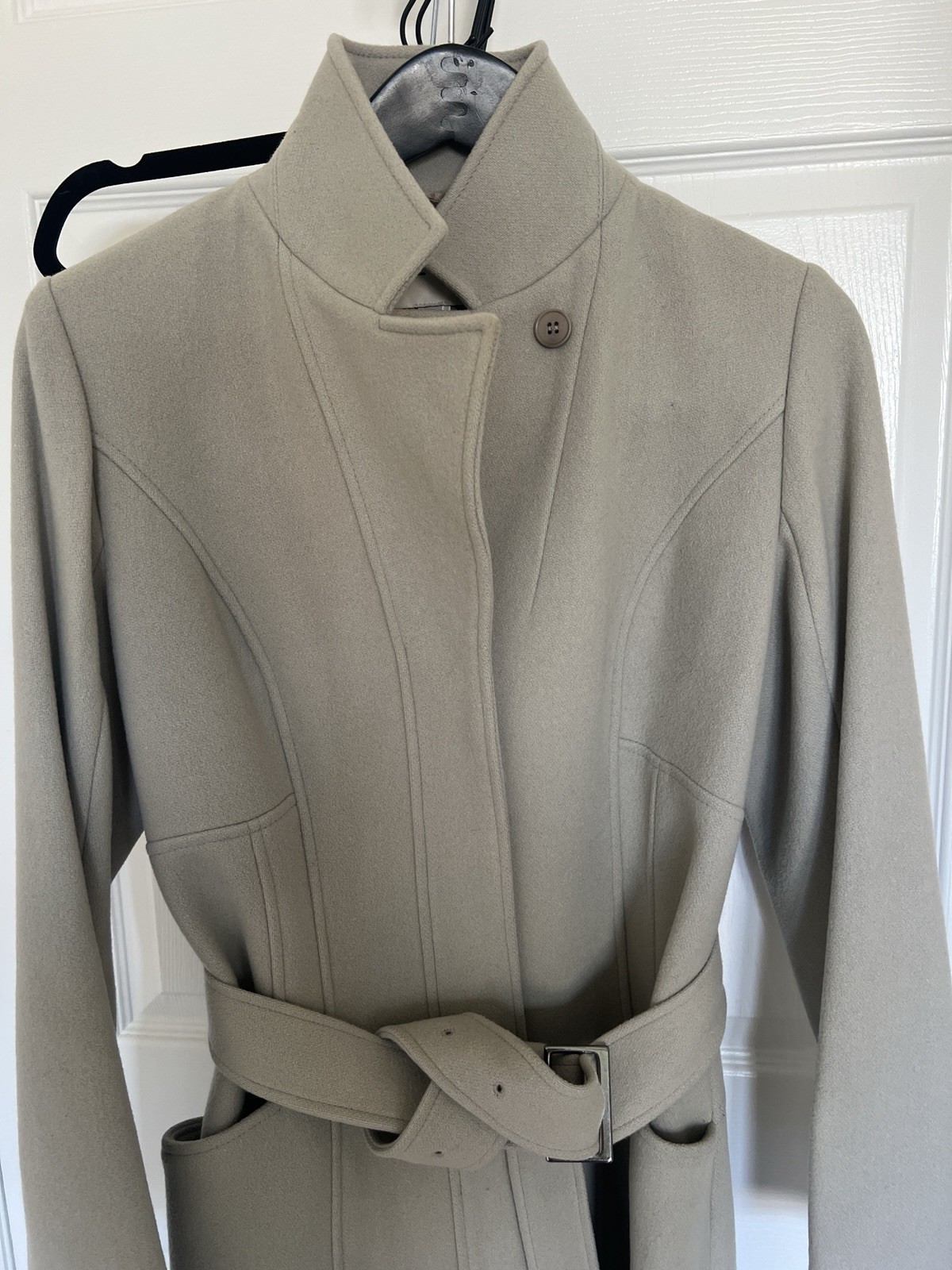 REISS Women’s Dove Gray Coat Belted Buckle Collared Mid-Length Size M REISS Women’s Dove Gray Coat Belted Buckle Collared Mid-Length Size M