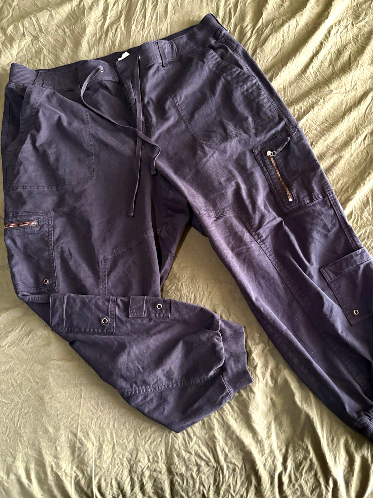 Torrid Festi Cargo Jogger Pants Womens 22R Black Utility Zip Pockets Plus Size