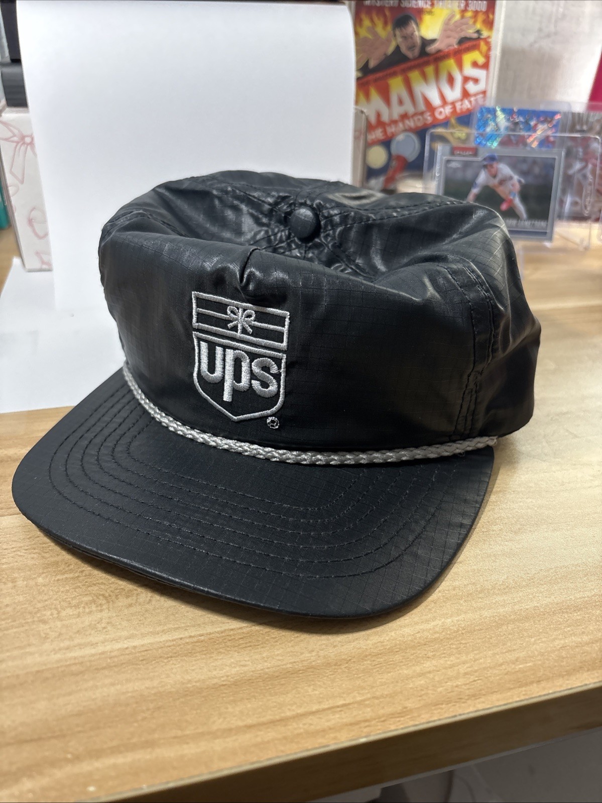 NWOT Rare Black Nylon UPS Trucker Style SnapBack Hat Cap, Silver Rope, CLEAN