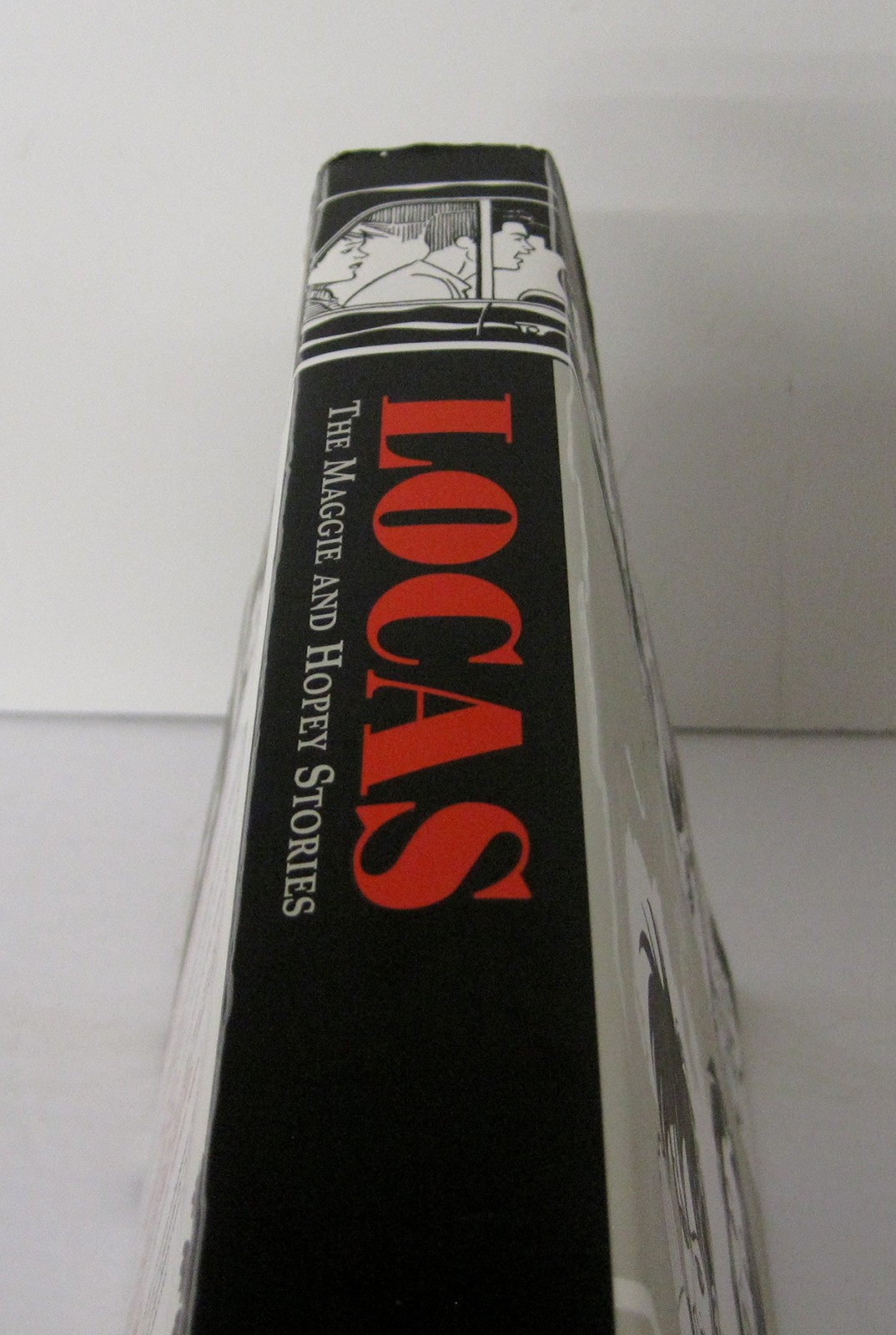 Locas: The Maggie and Hopey Stories (Love & Rockets) Locas: The Maggie and Hopey Stories (Love & Rockets)