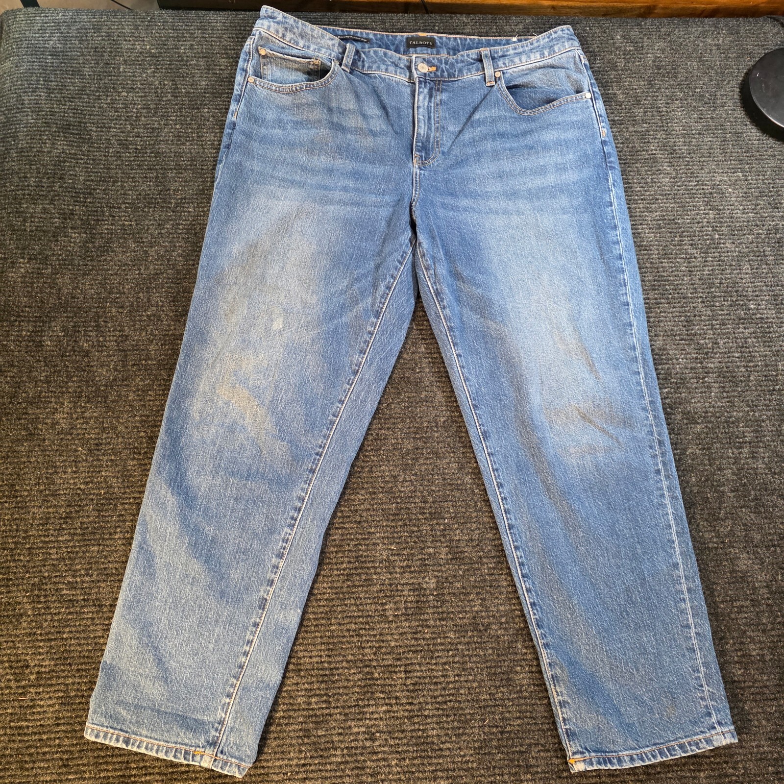 Talbots Women\'s Everyday Relaxed Jean Size 14 Light Blue Denim Talbots Women\'s Everyday Relaxed Jean Size 14 Light Blue Denim