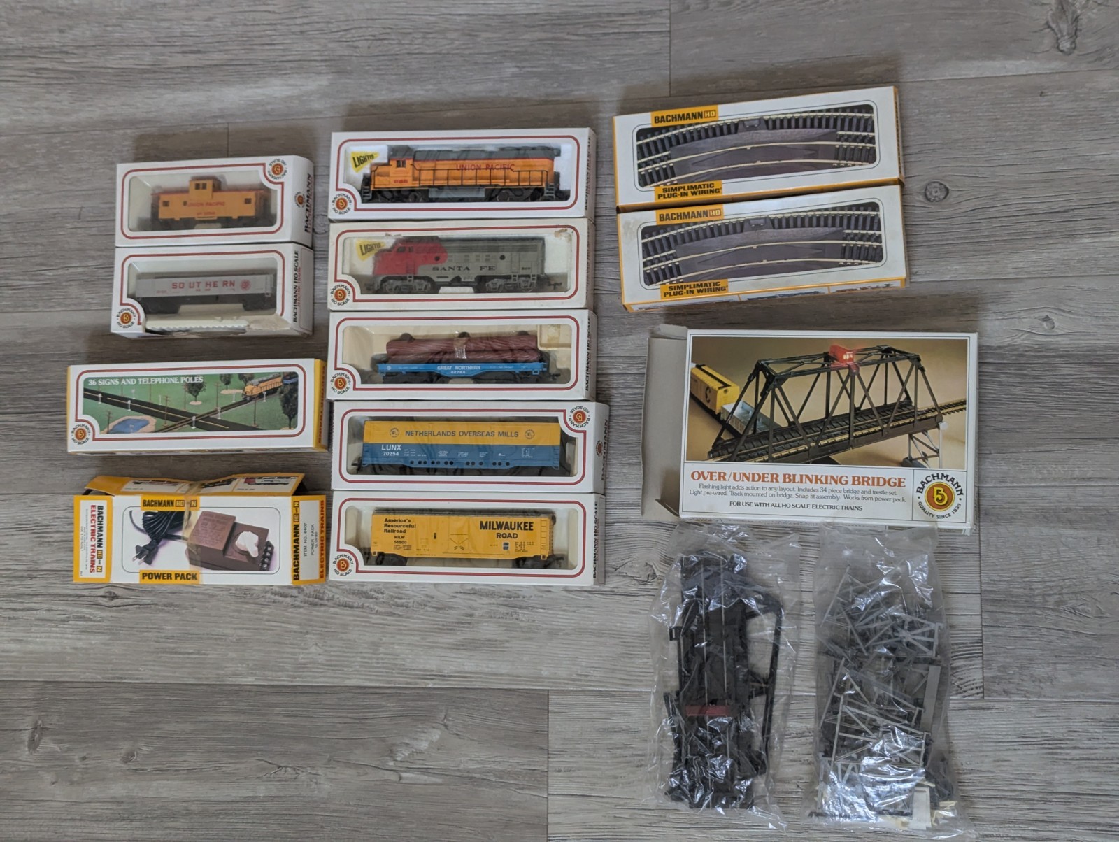Bachmann Vintage Trains and Set Pieces With Original Packaging Lot