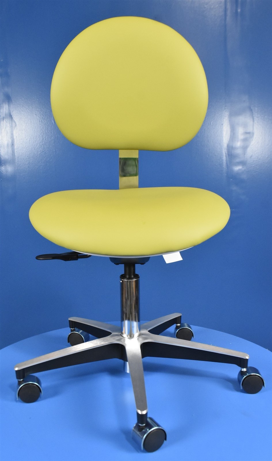 NEW UNUSED Belmont 090 Dental Doctor Adjustable Stool 