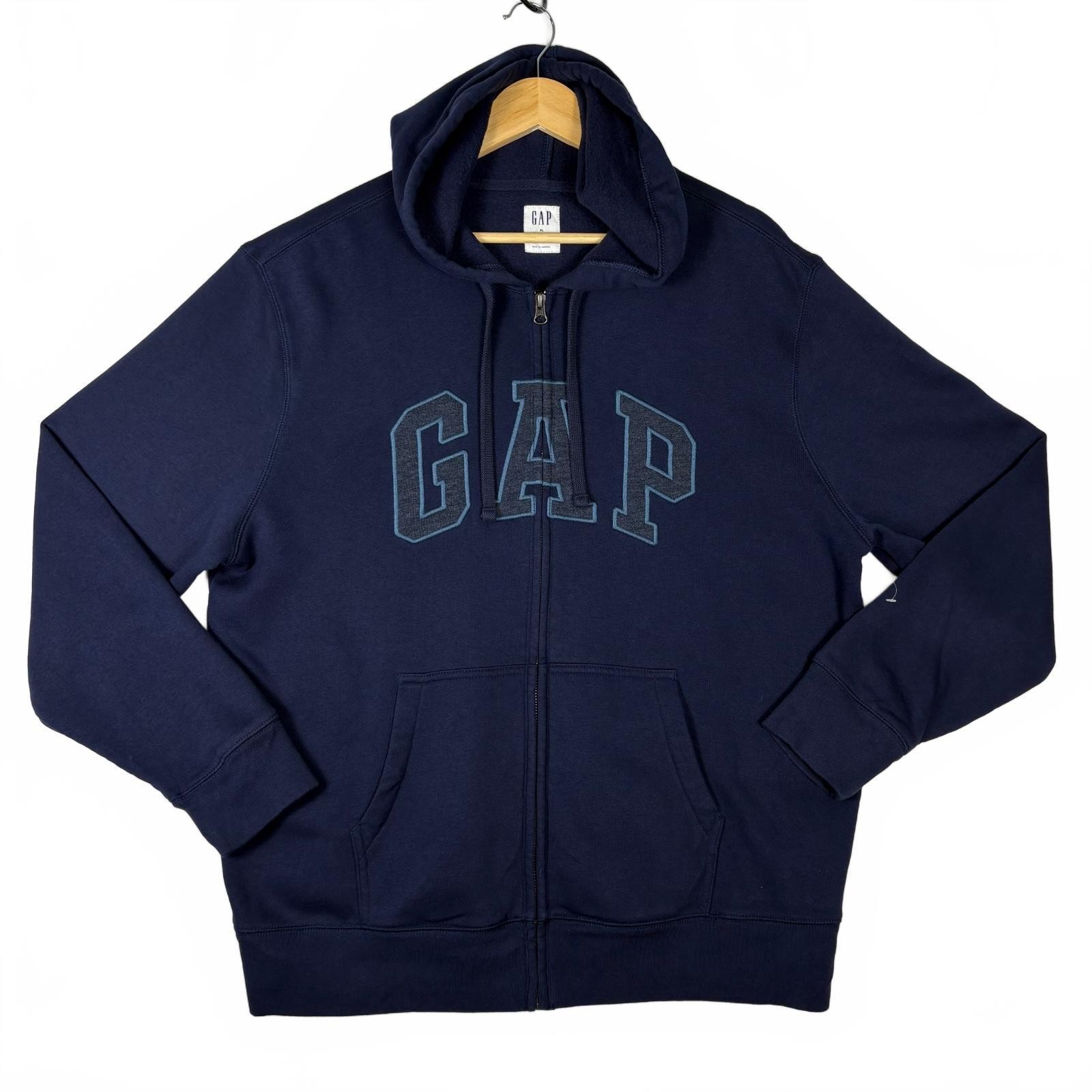 NWOT GAP Men\'s Navy Blue Full Zip Hoodie Sweatshirt XL NWOT GAP Men\'s Navy Blue Full Zip Hoodie Sweatshirt XL
