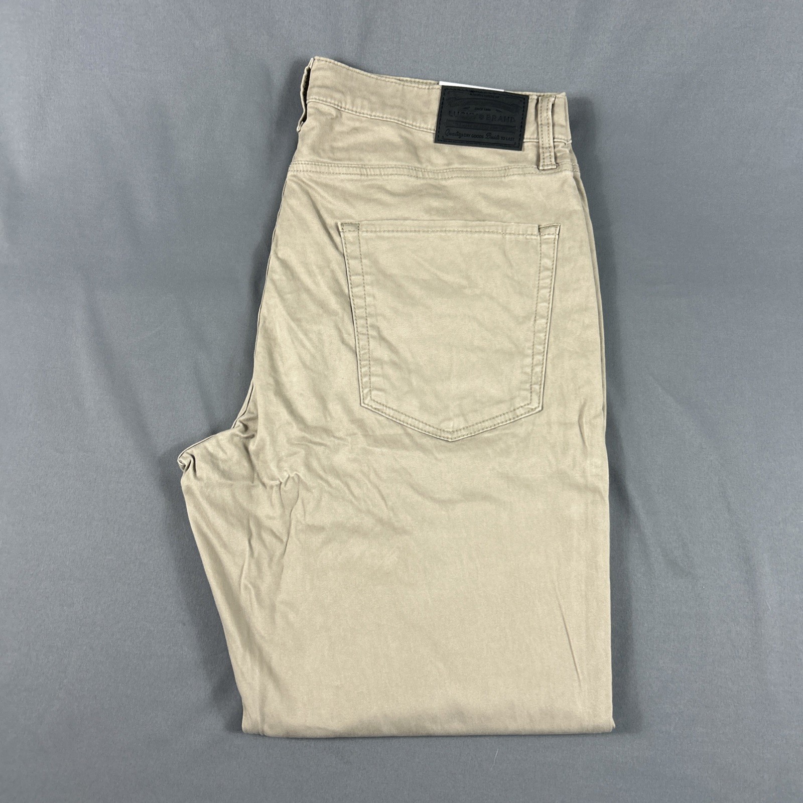 Lucky Brand Pants 410 Athletic Straight 36 x 30 Sandstone Khaki Cotton MSRP $99 Lucky Brand Pants 410 Athletic Straight 36 x 30 Sandstone Khaki Cotton MSRP $99