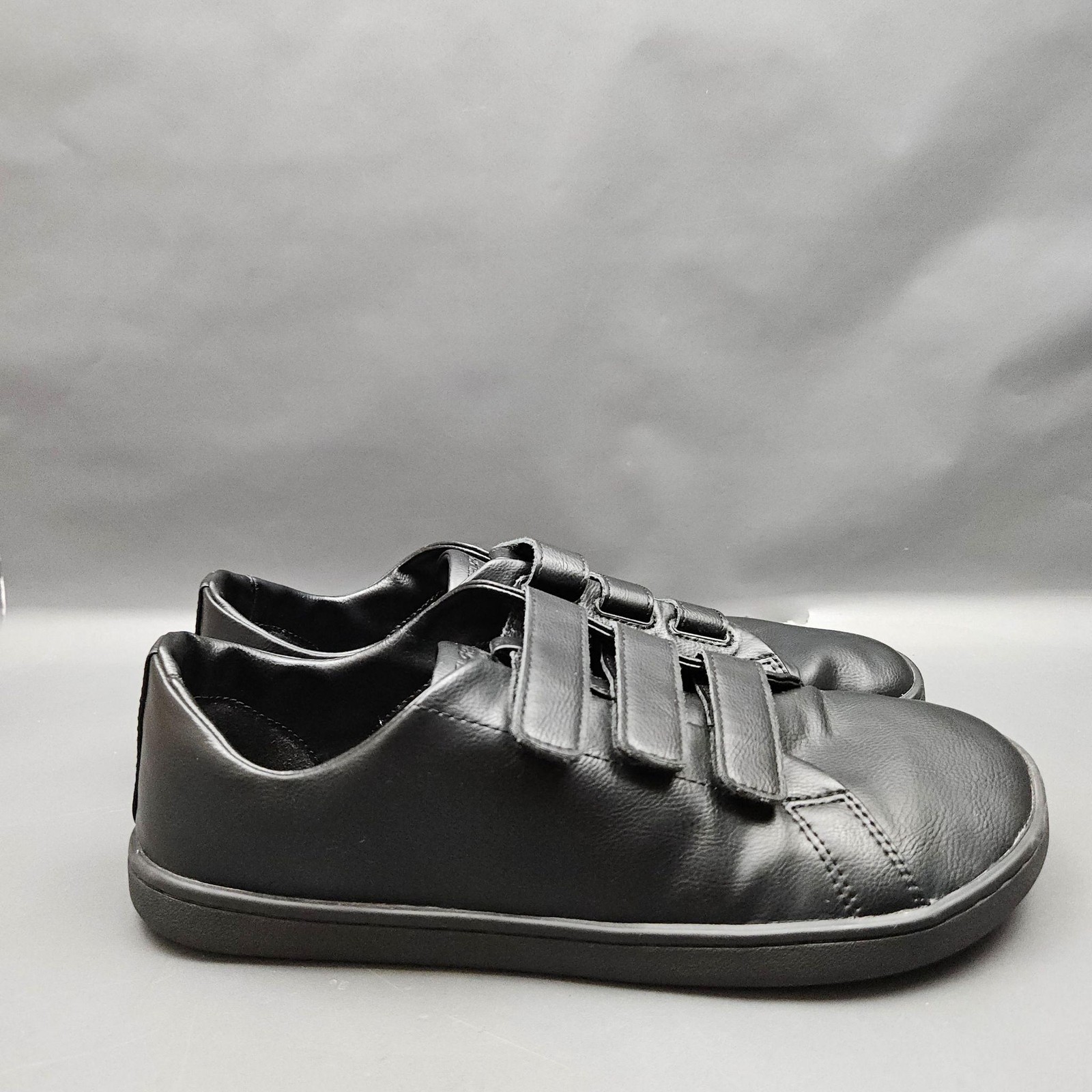 Feelgrounds Snap Shoes Mens 10 Black Faux Leather Zero Drop Barefoot Sneakers