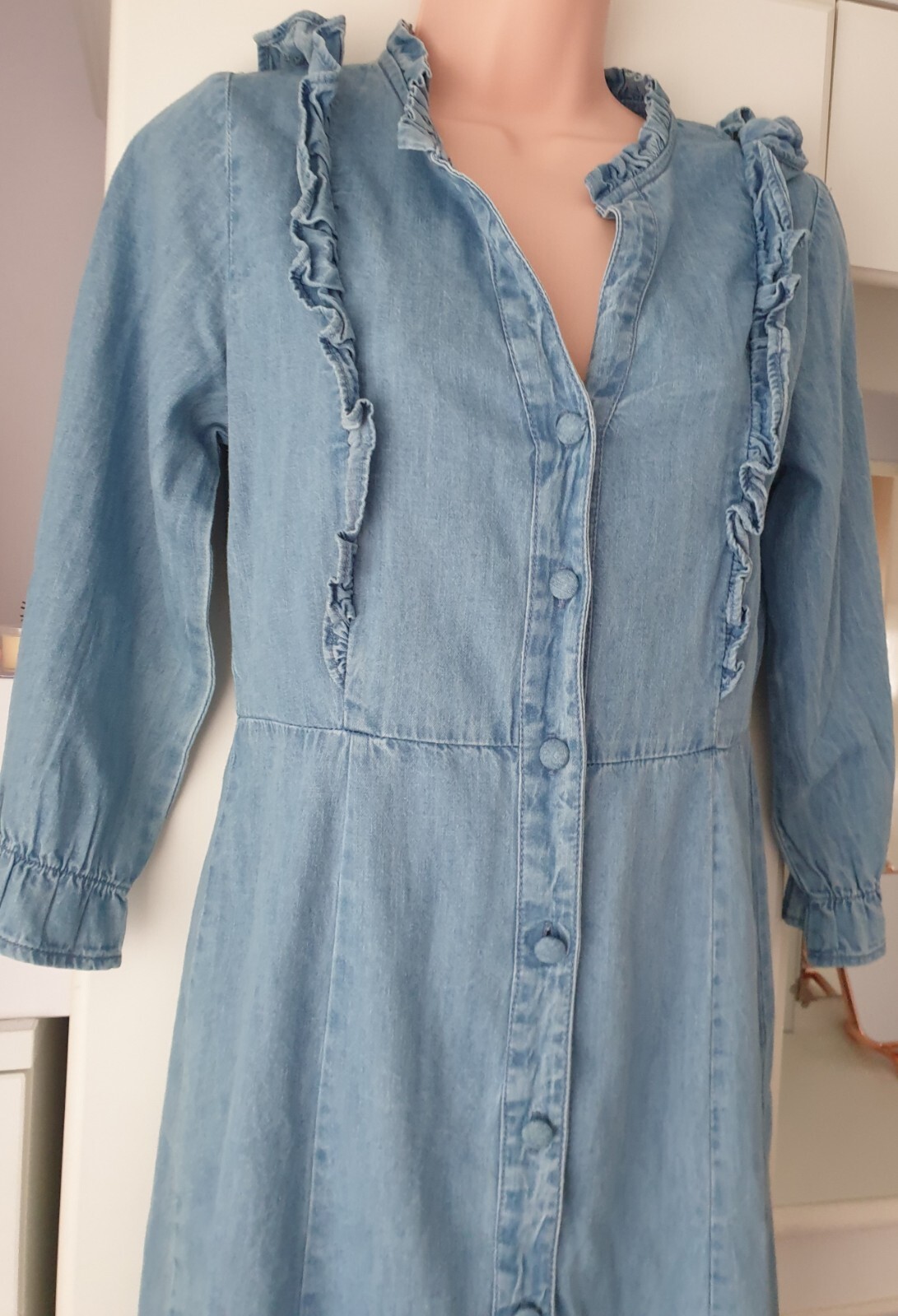 New Lipsy Size 14 Blue Denim Ruffle Trim Shirt Style Dress, BNWT New Lipsy Size 14 Blue Denim Ruffle Trim Shirt Style Dress, BNWT