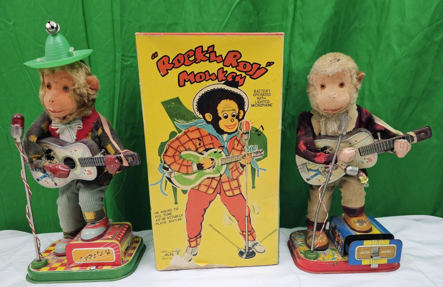 WORKING ALPS ROCK'N ROLL MONKEY W/ BOX IN GREAT SHAPE INCLUDES EXTRA MONKEY