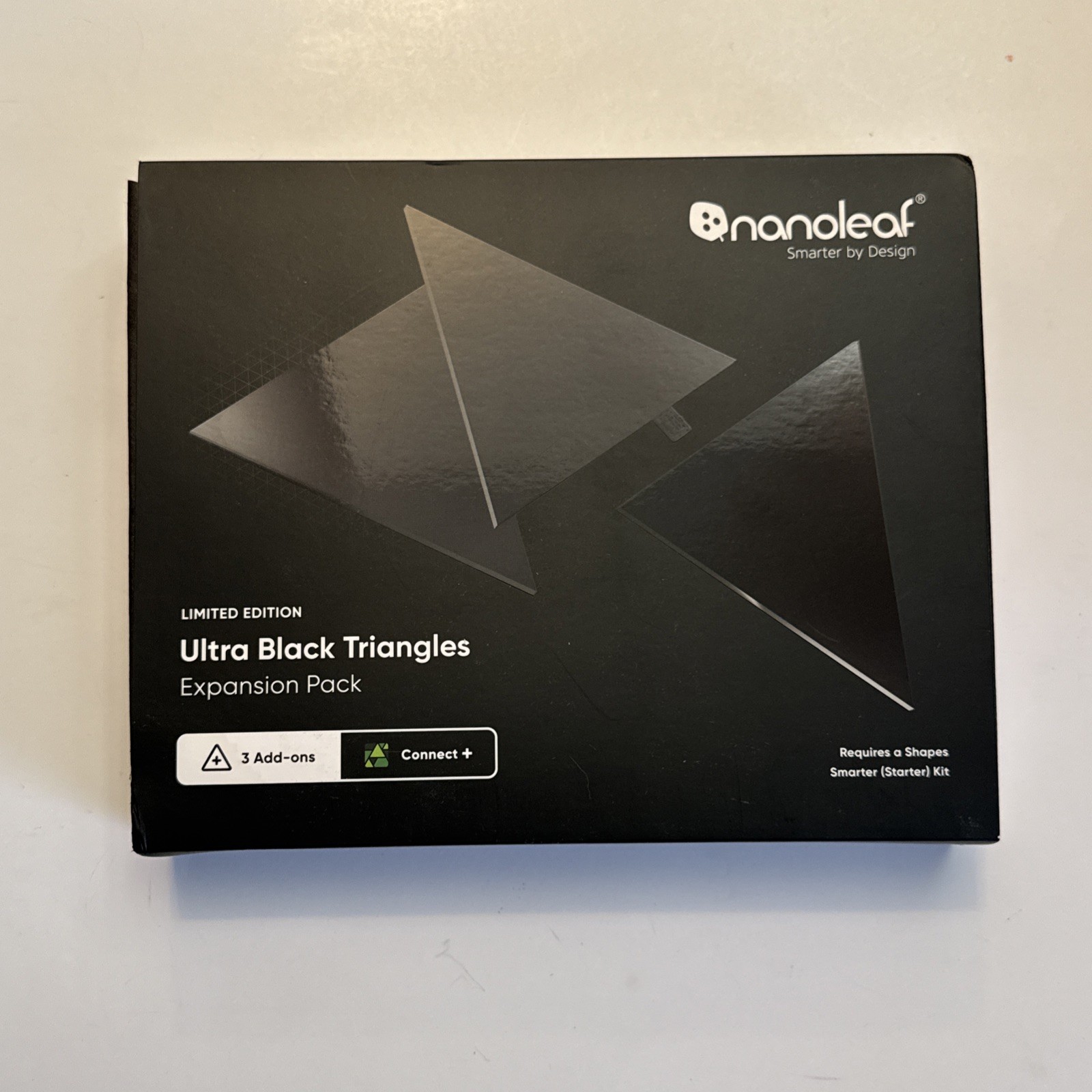 Nanoleaf Shapes Ultra Black Triangles Expansion Pack (3 panels) Limited Edition Nanoleaf Shapes Ultra Black Triangles Expansion Pack (3 panels) Limited Edition