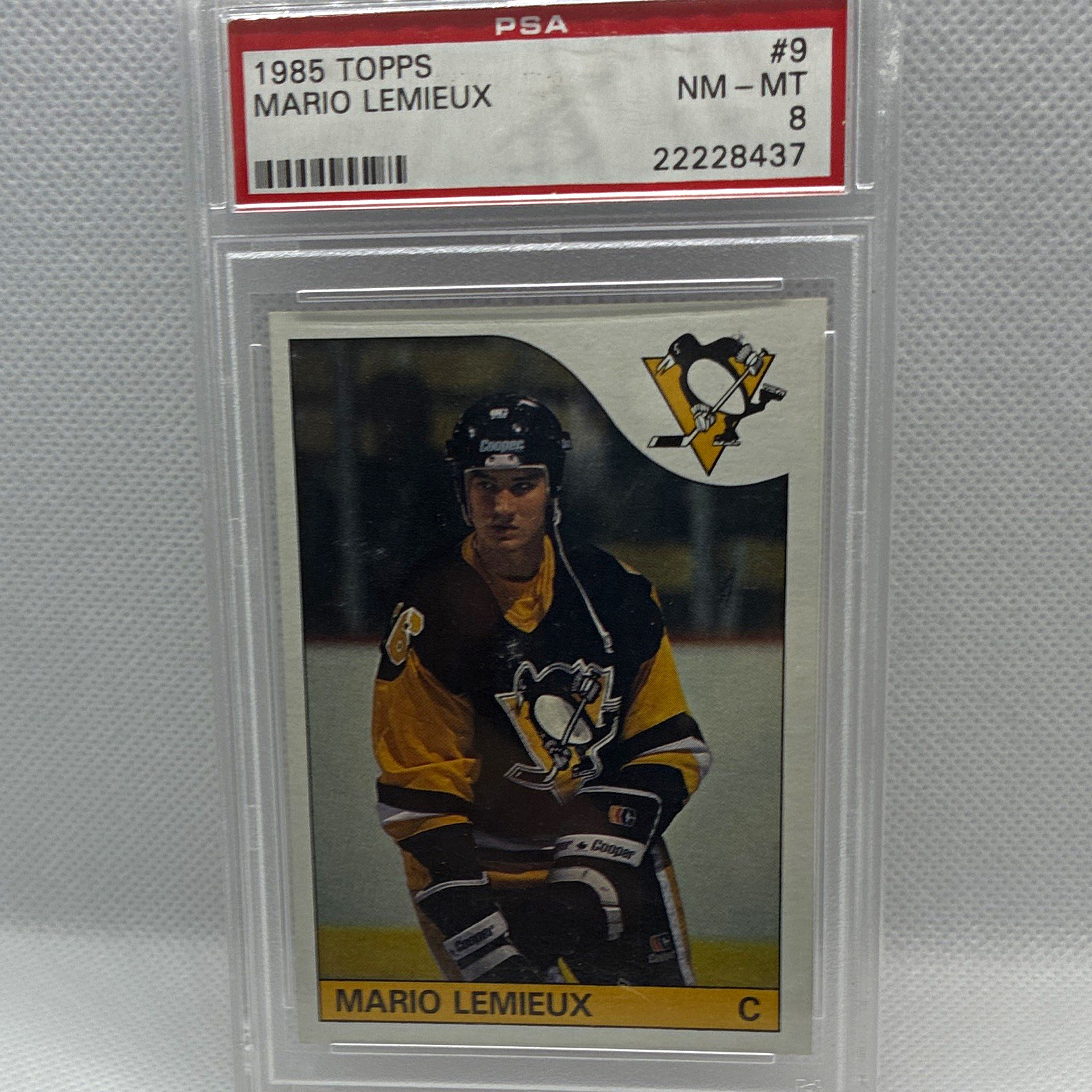 1985-86 Topps - Mario Lemieux Pittsburgh Penguins #9 (RC) PSA 8 Graded 1985-86 Topps - Mario Lemieux Pittsburgh Penguins #9 (RC) PSA 8 Graded