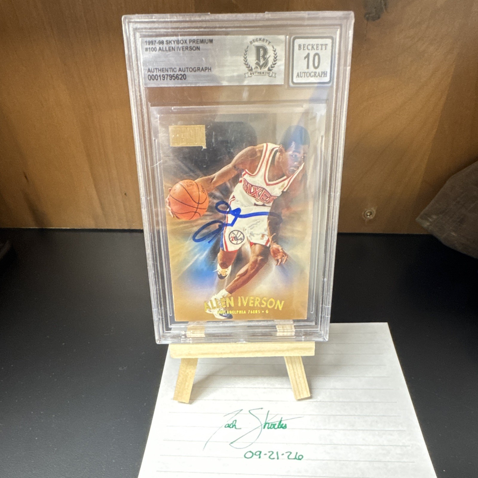 SkyBox 1997-98 Skybox Premium Allen Iverson 76ers #100 Auto BAS Hard Signed SkyBox 1997-98 Skybox Premium Allen Iverson 76ers #100 Auto BAS Hard Signed