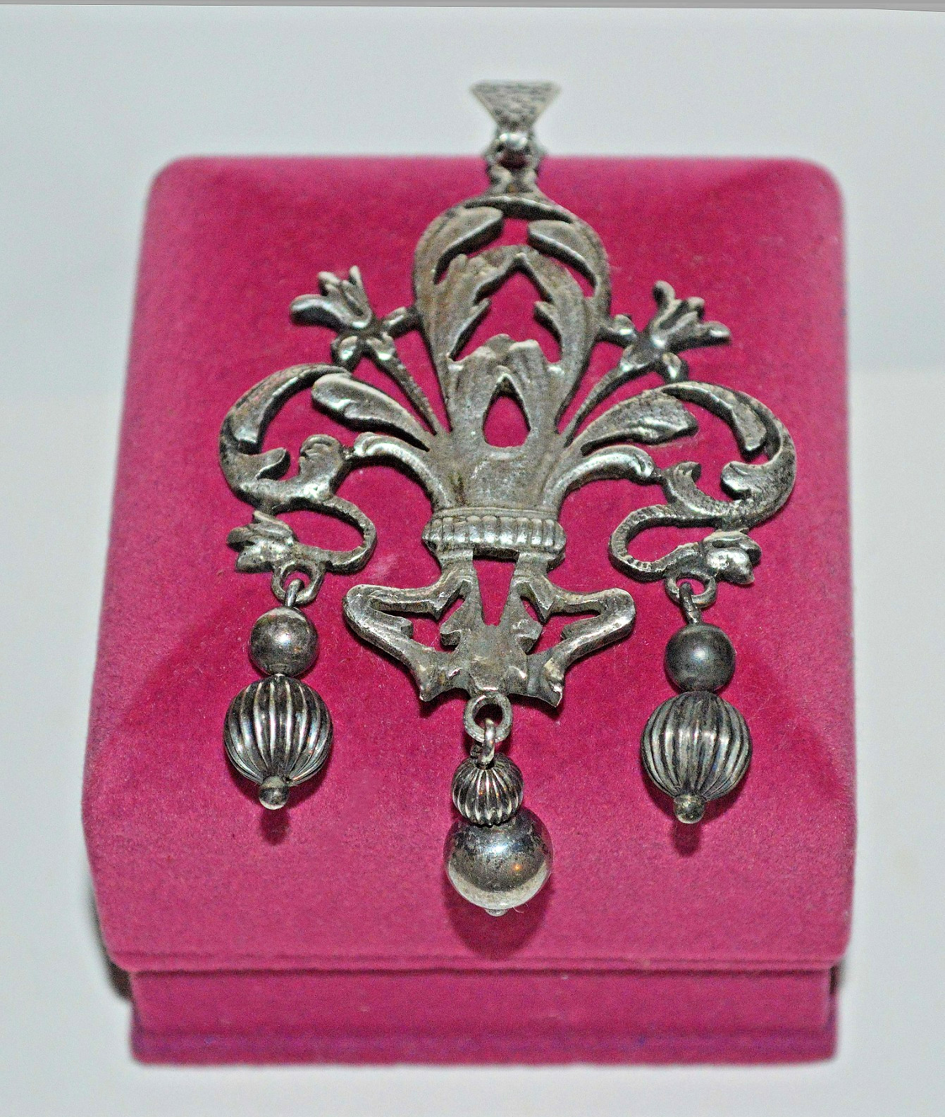 c.1915 Antique Girandole Sterling Silver Thistle Flower Pendant England Scotland c.1915 Antique Girandole Sterling Silver Thistle Flower Pendant England Scotland