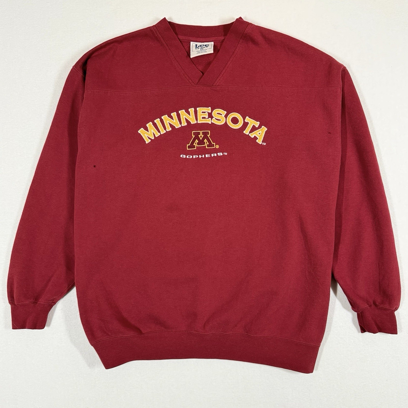 Vintage Minnesota Gophers Lee Sport V Neck Sweatshirt Maroon Size XL Distressed Vintage Minnesota Gophers Lee Sport V Neck Sweatshirt Maroon Size XL Distressed