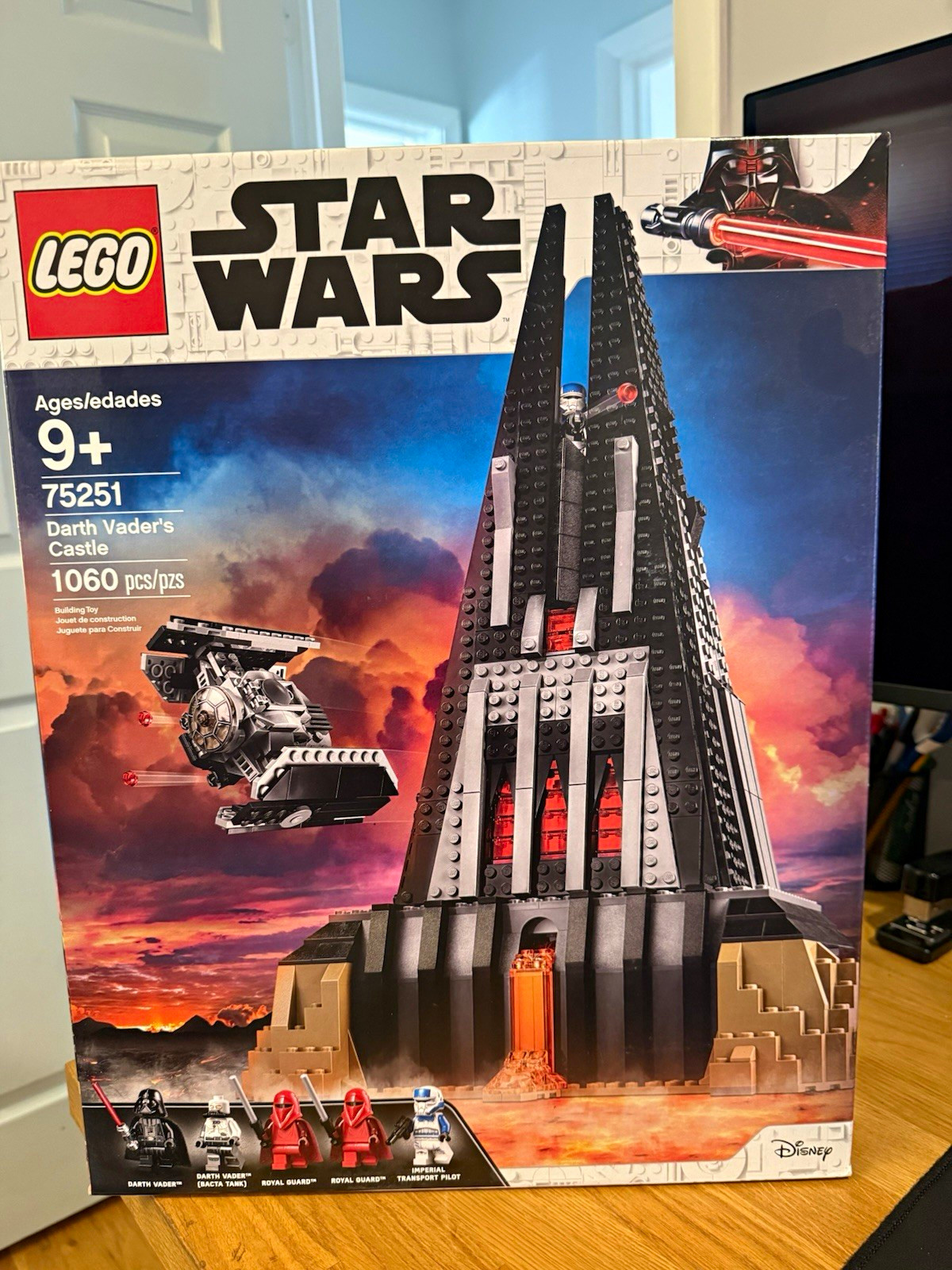 LEGO Star Wars Darth Vader's Castle 75251 1060pcs BNIB Complete Set LEGO Star Wars Darth Vader's Castle 75251 1060pcs BNIB Complete Set
