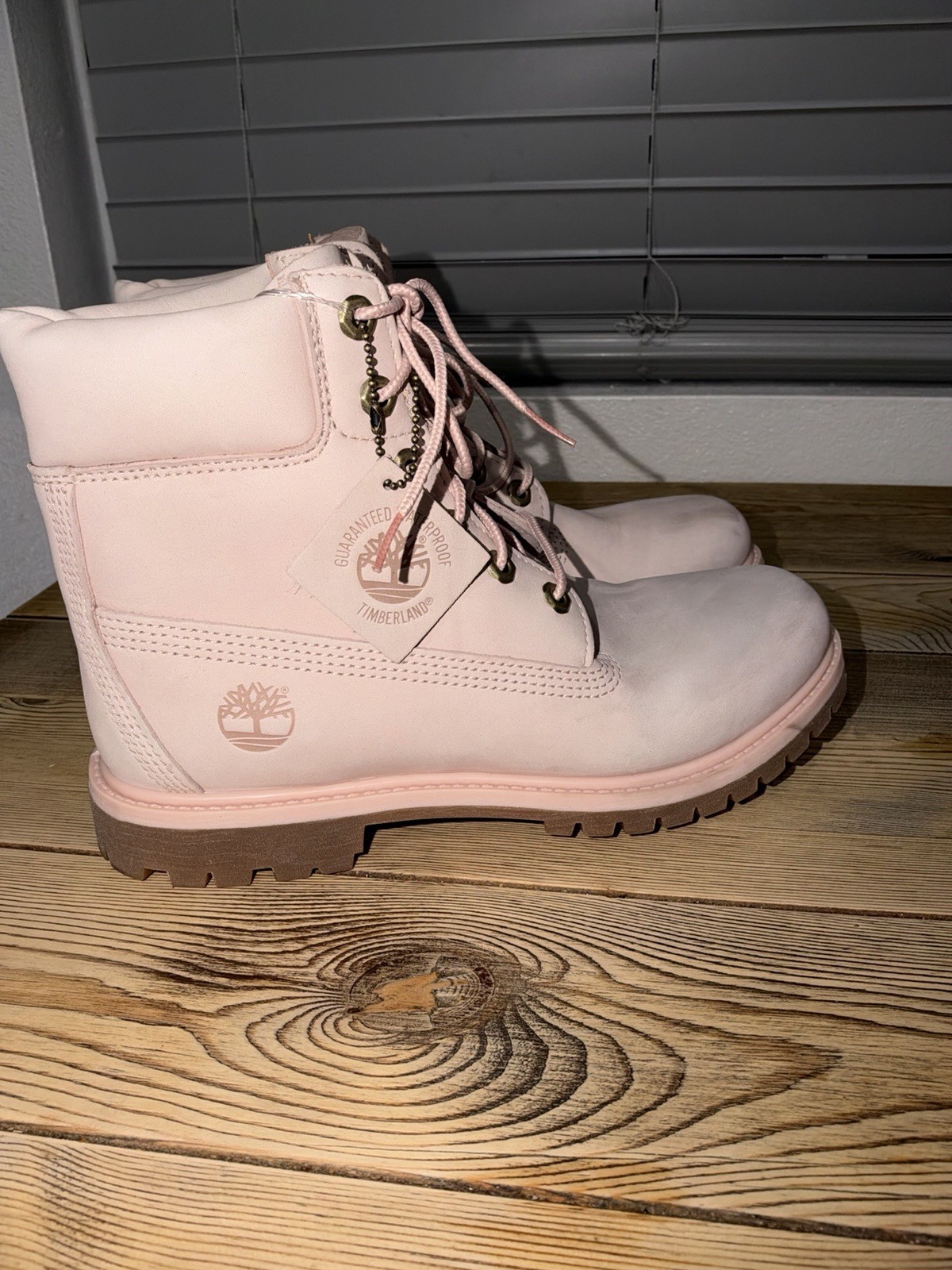 Timberland Women\'s Premium 6-inch Waterproof Boot Beige/Pink, Size 8.5 Timberland Women\'s Premium 6-inch Waterproof Boot Beige/Pink, Size 8.5