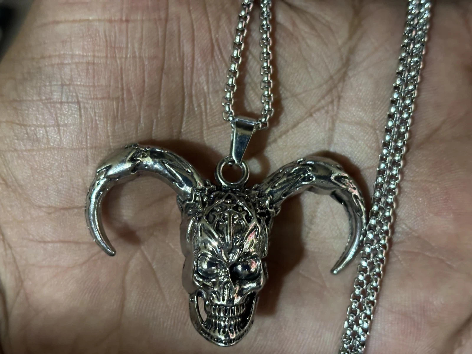 Trillionaire Maker Magical Pendant Silver Skull Protection Luck Success Charm